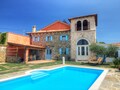 Authentische Villa in Marezige mit Gemeinschaftspool