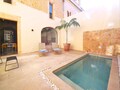 Hochwertiges modernes Stadthaus in Petra mit privatem Pool