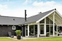 Luxeuze villa in Odder met whirlpool en sauna