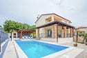 Modernly Furnished Villa Hope I With Pool in Rojci - Istrië - vasteland, Kroatië foto 8892132