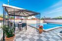 Apartment Salha With Private Pool