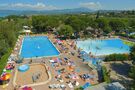 Bungalow in Cisano di Bardolino caravan park with shared pool