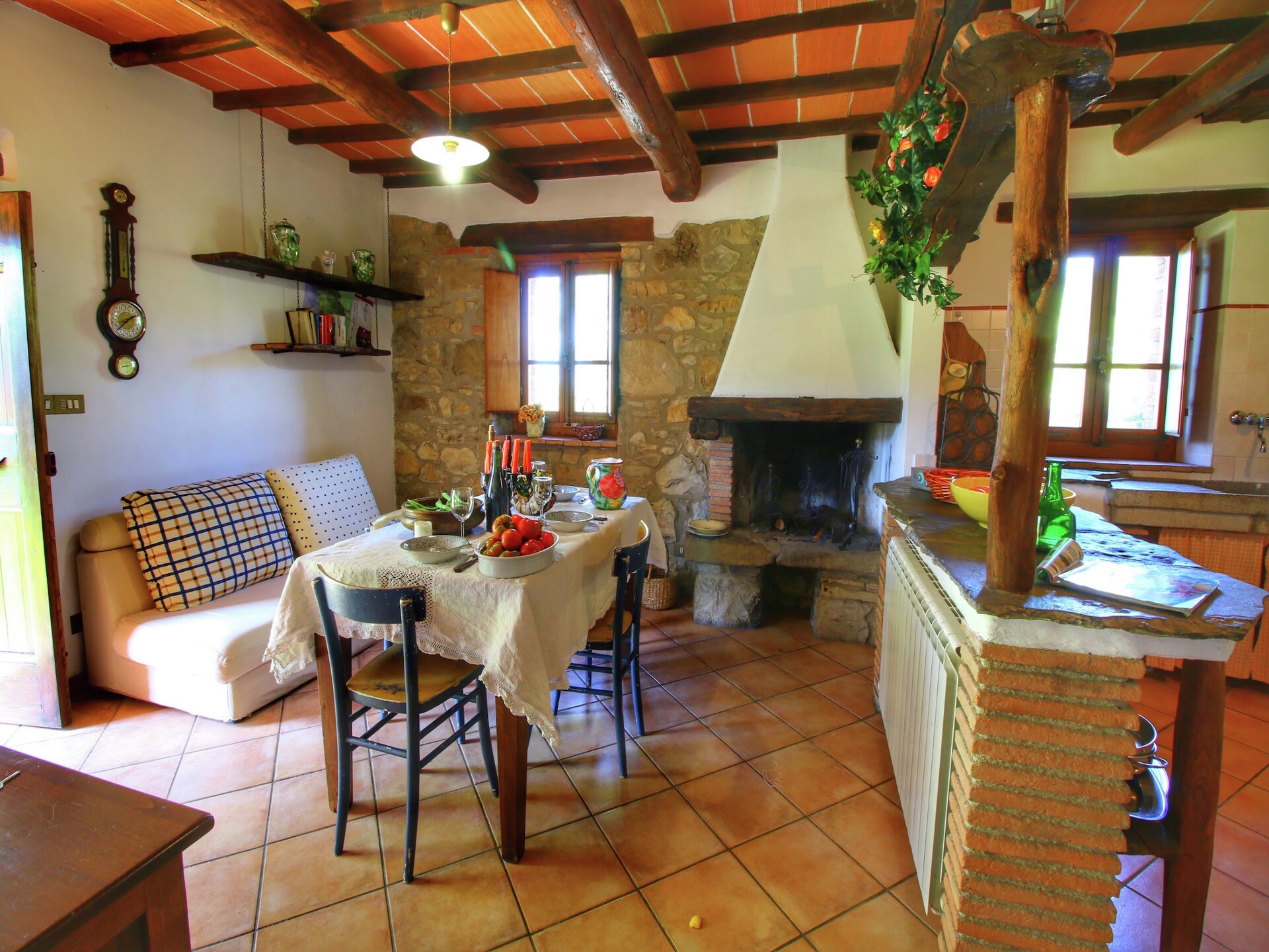Authentiek Toscaans stenen huis met zwembad en panoramisch uitzicht - foto 2