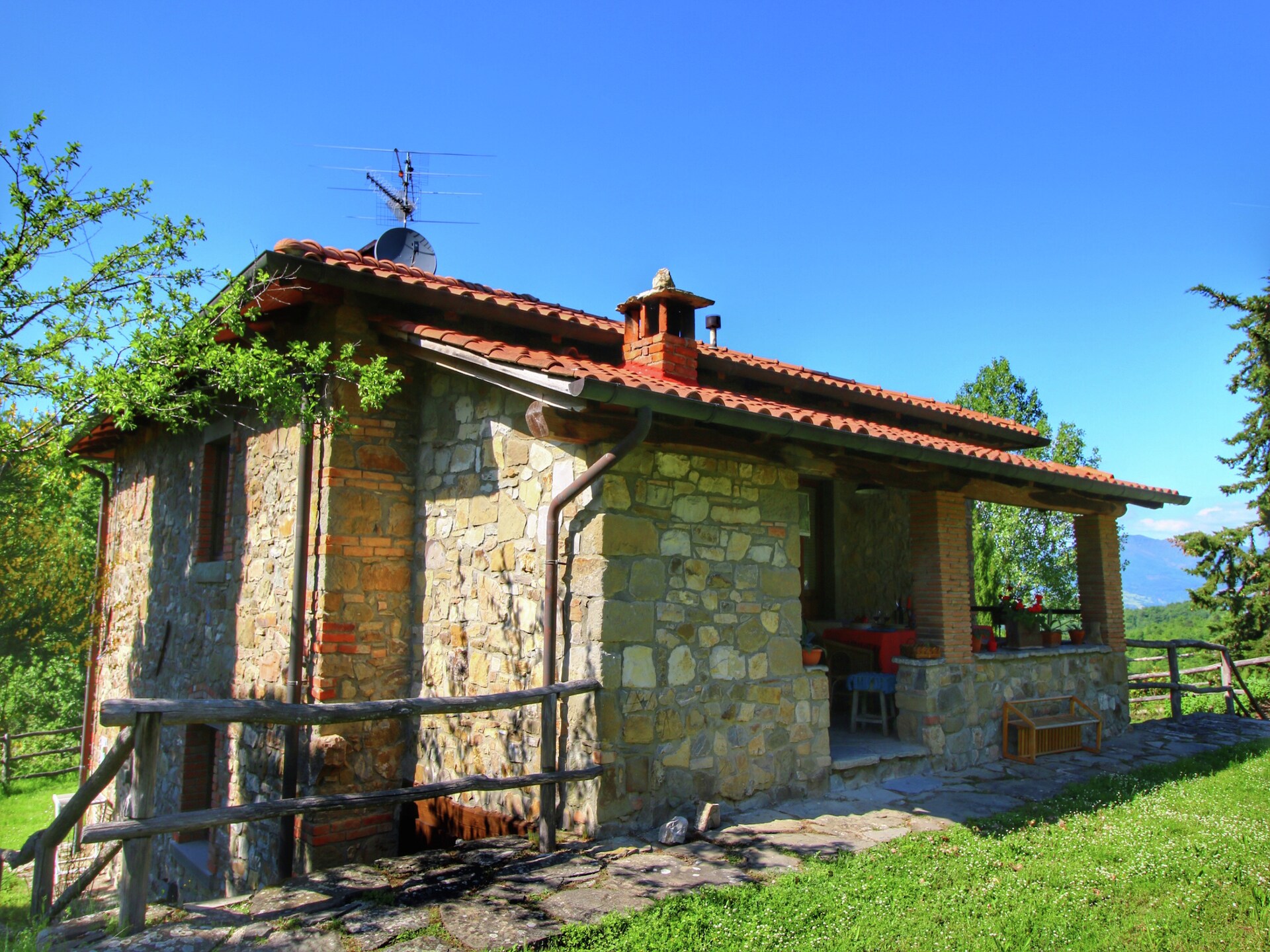 Bellavista Primo: Ruim vakantiehuis voor 6 in bosrijke Toscaanse heuvels - foto 7