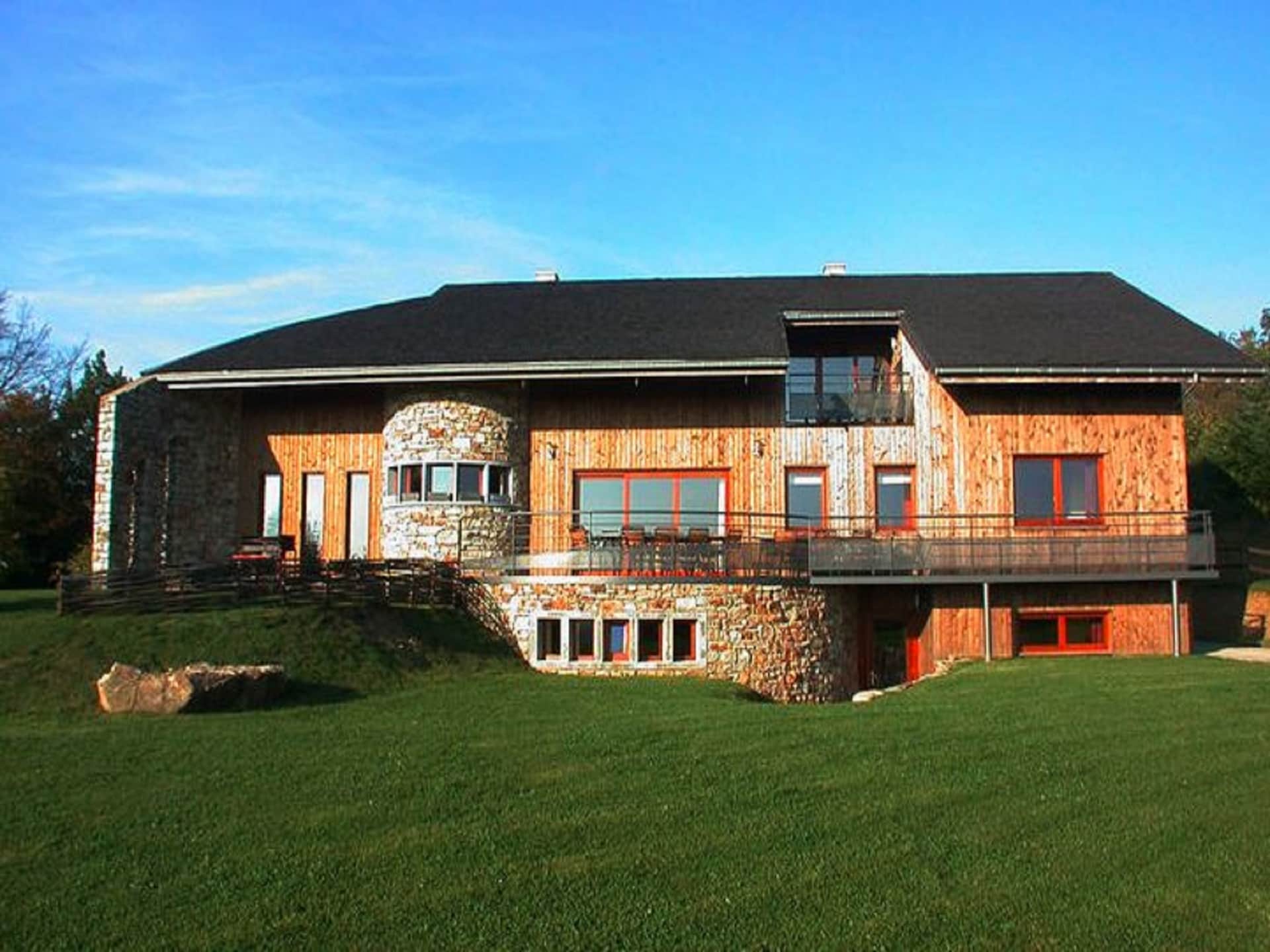 18-persoons villa in Waimes met sauna en 7 slaapkamers - foto 1