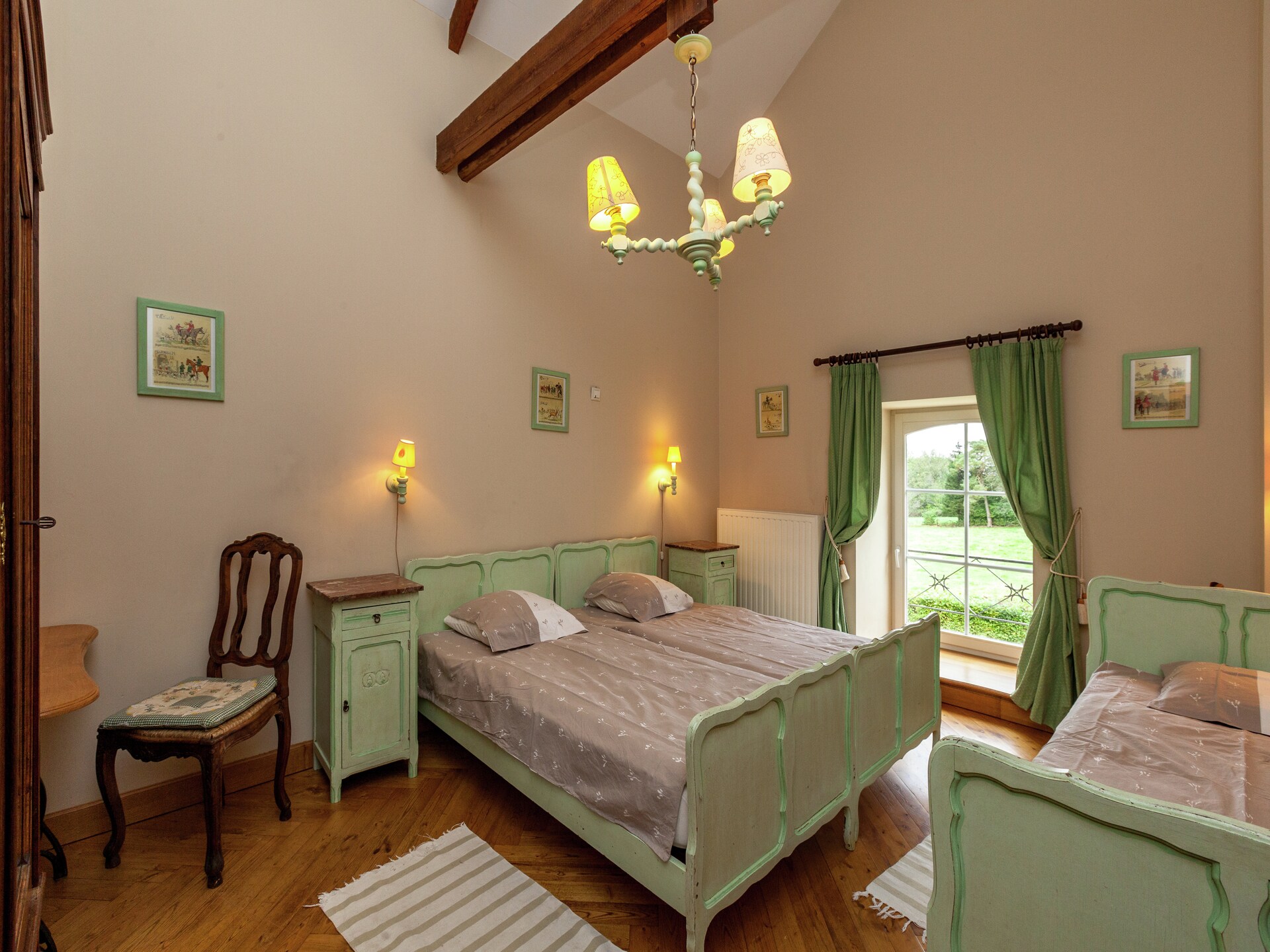 Op 1 km van het centrum: luxe 12-persoons vakantiehuis in Saint-Hubert - foto 3