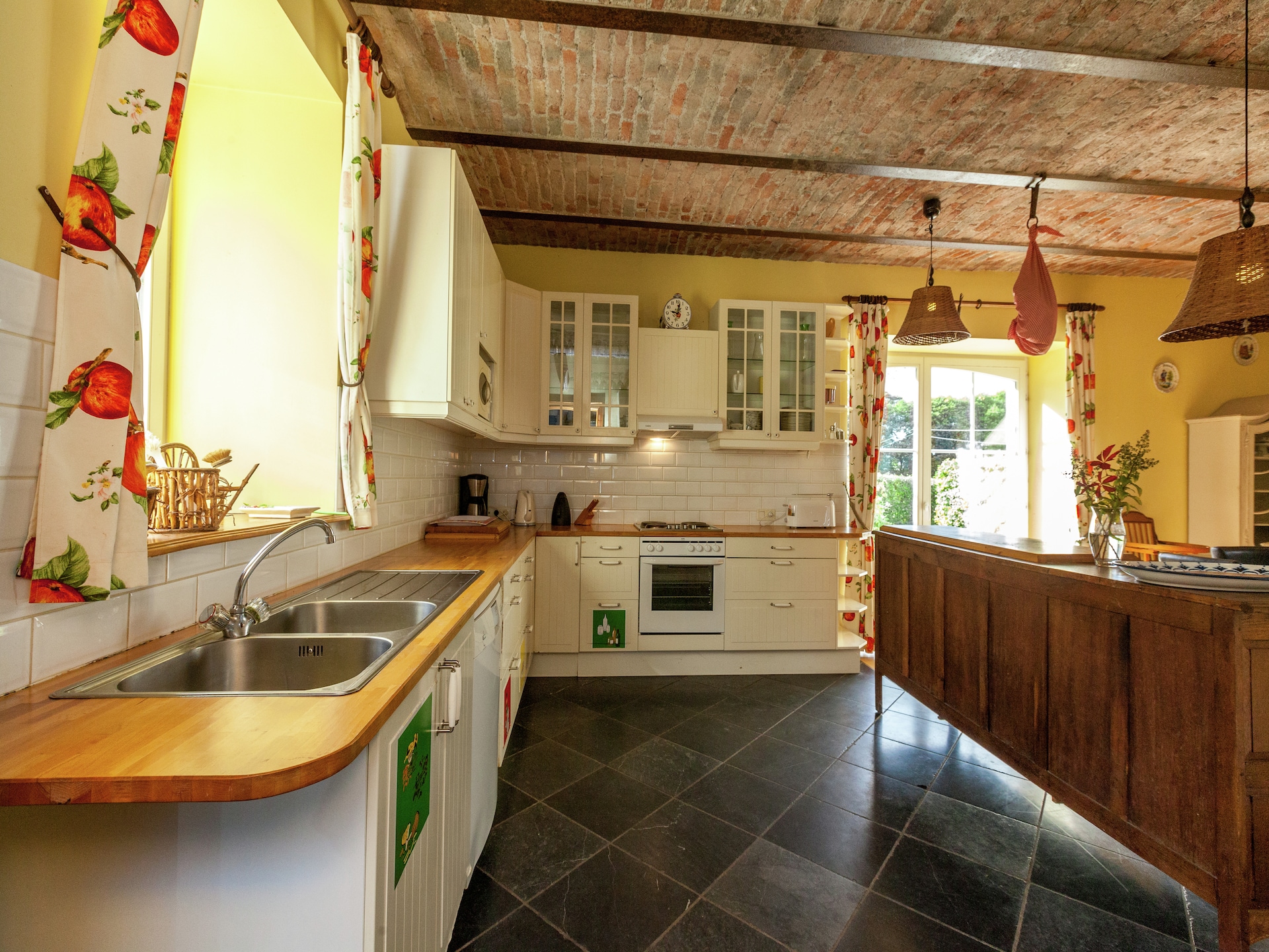 Op 1 km van het centrum: luxe 12-persoons vakantiehuis in Saint-Hubert - foto 11