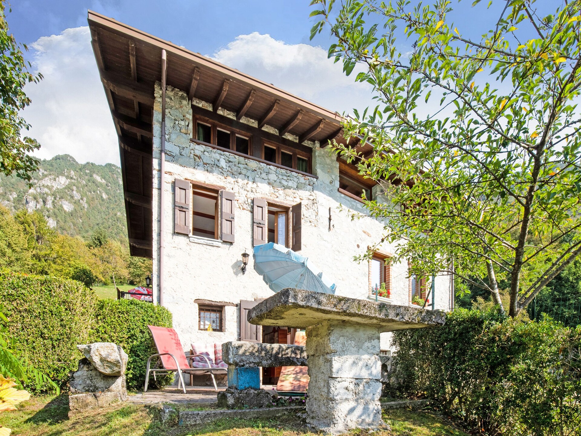 2-persoons landhuis aan het meer in Idro - foto 11