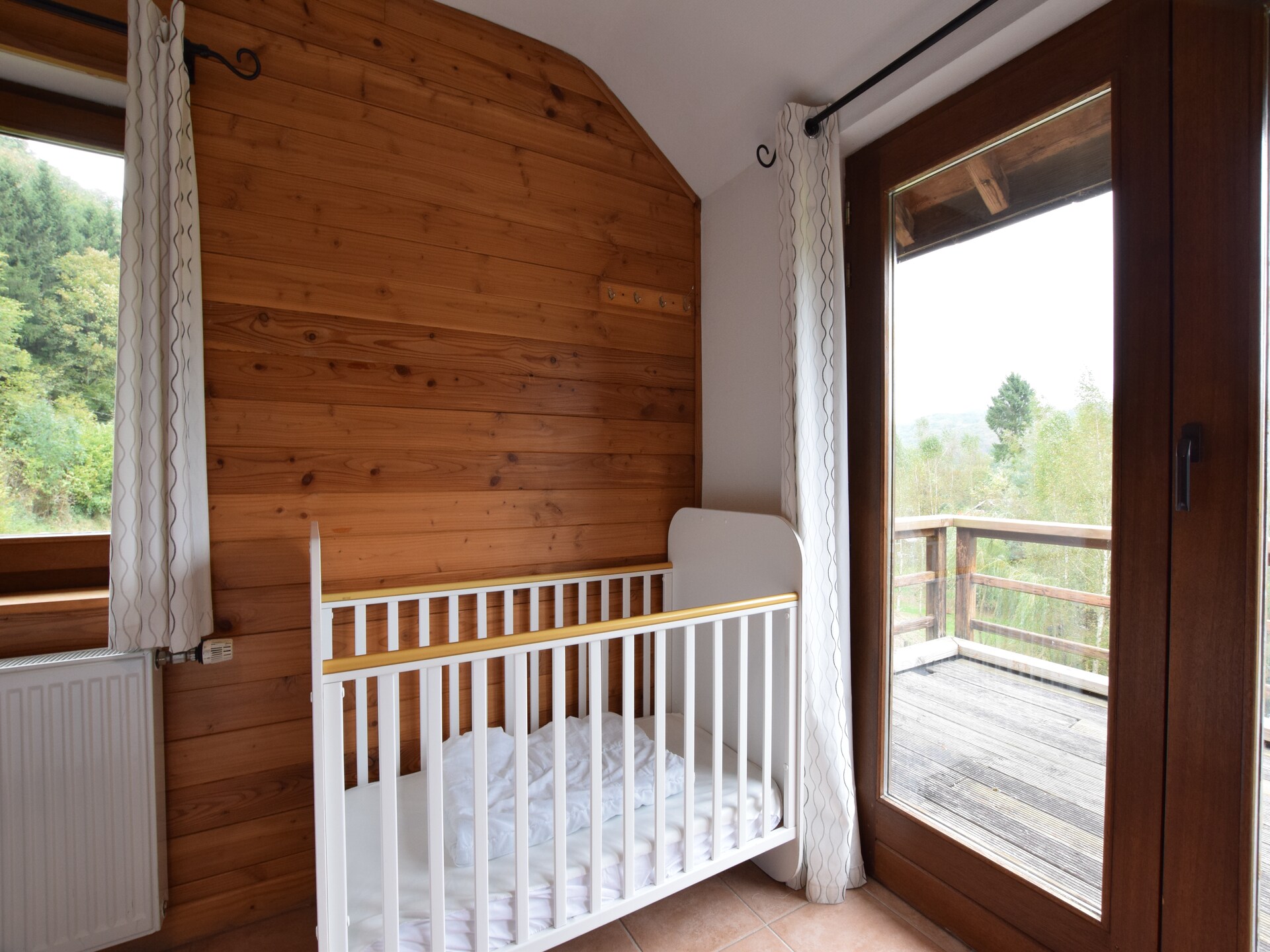 Ruim chalet Les Mirettes met uitzicht over de Ourthevallei - foto 16