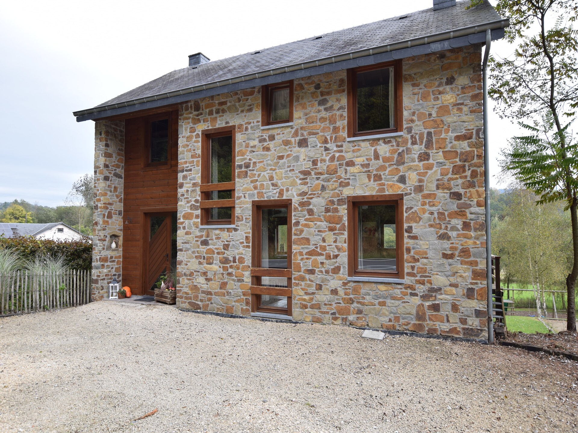 Ruim chalet Les Mirettes met uitzicht over de Ourthevallei - foto 11