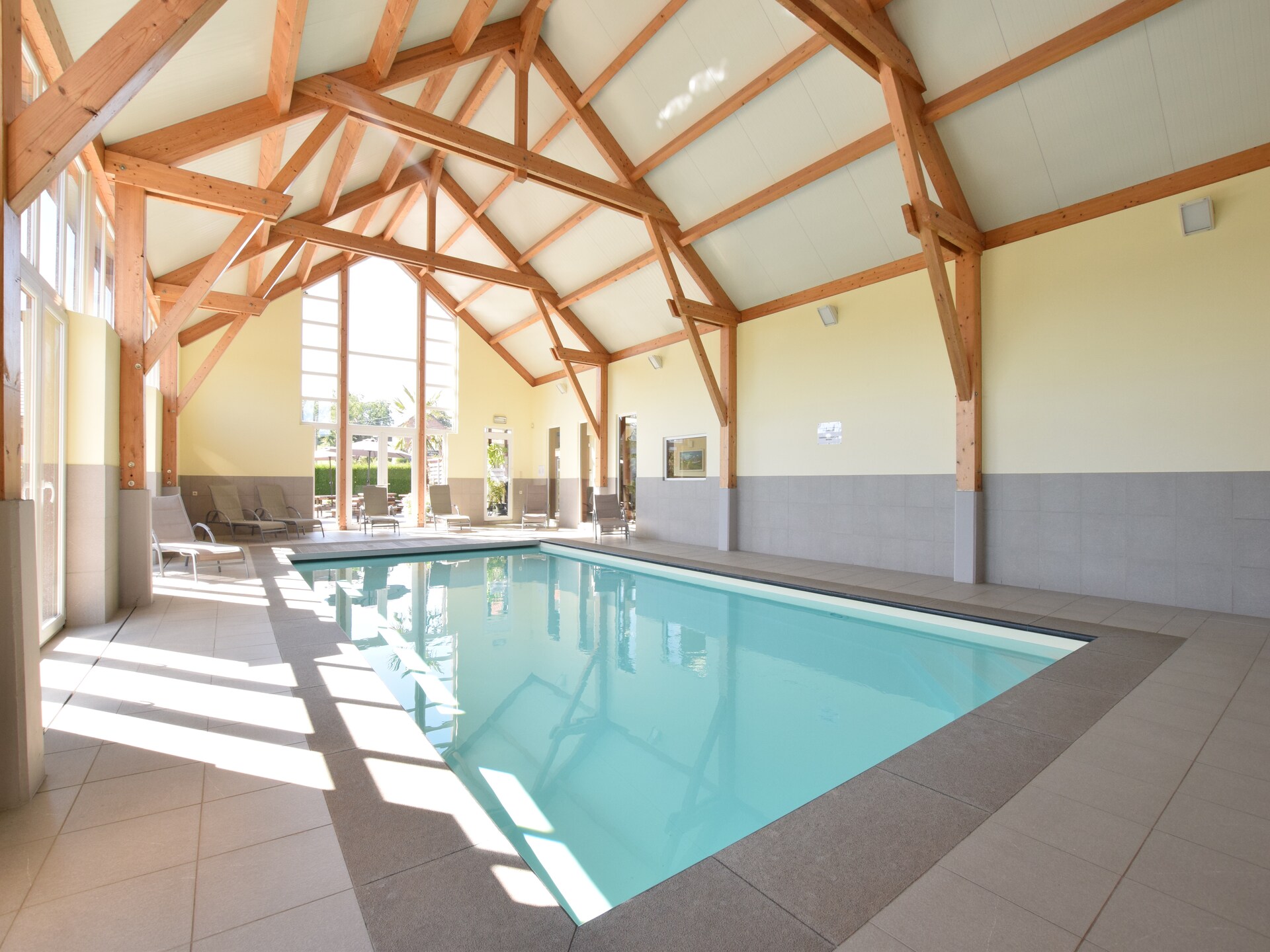 Luxe Groepsverblijf voor 34 personen met Zwembad en Sauna in de Ardennen - foto 1
