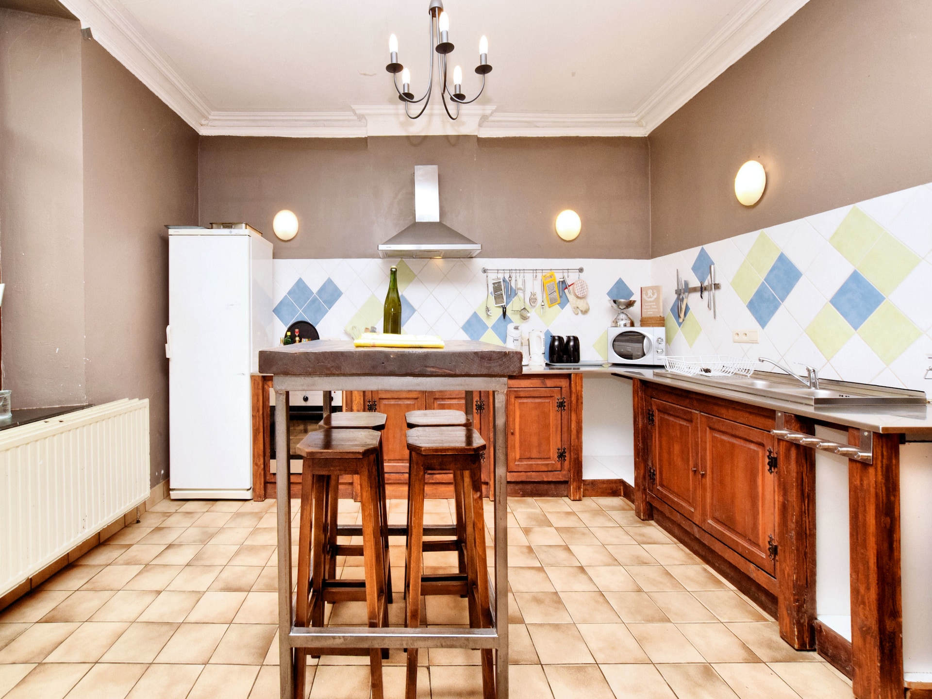 Les Poiriers: Groepsvakantiehuis met 8 slaapkamers in de Ardennen - foto 8