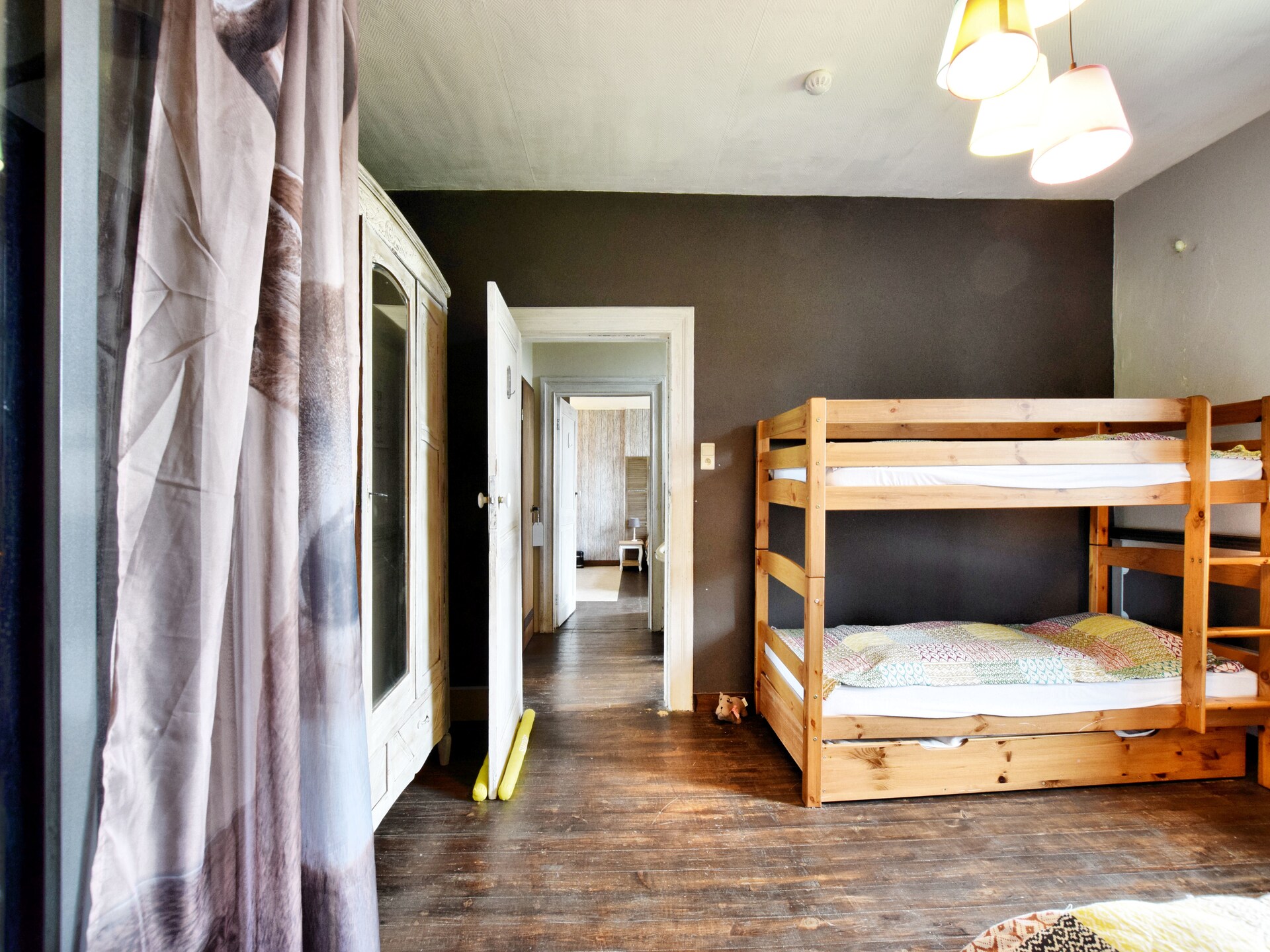 Les Poiriers: Groepsvakantiehuis met 8 slaapkamers in de Ardennen - foto 13