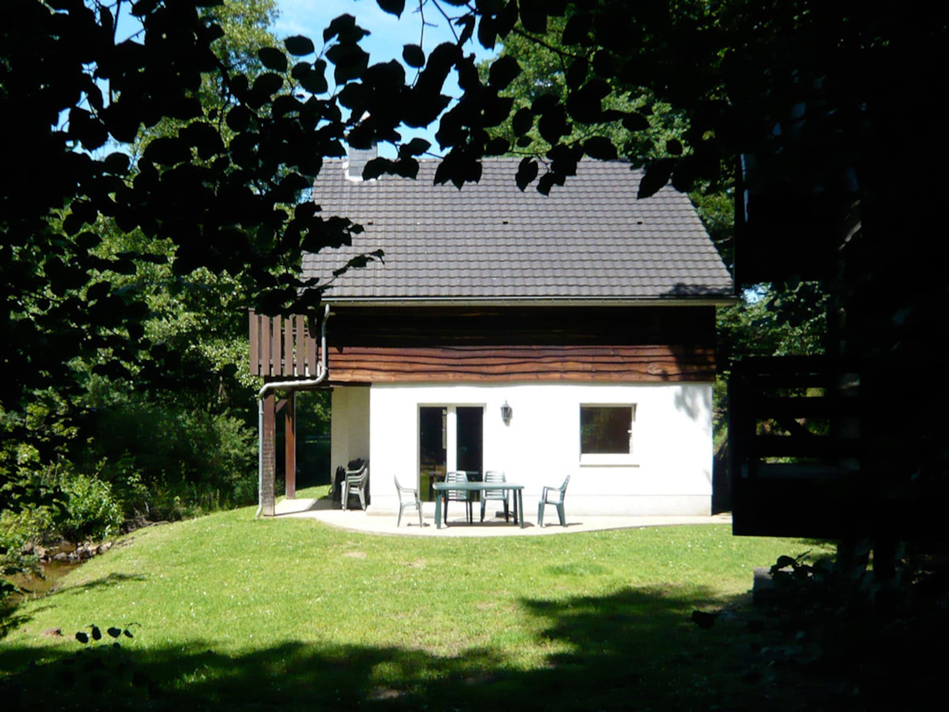 6-persoons vakantiehuis in centrum Rahier met sauna en beekterras - foto 6
