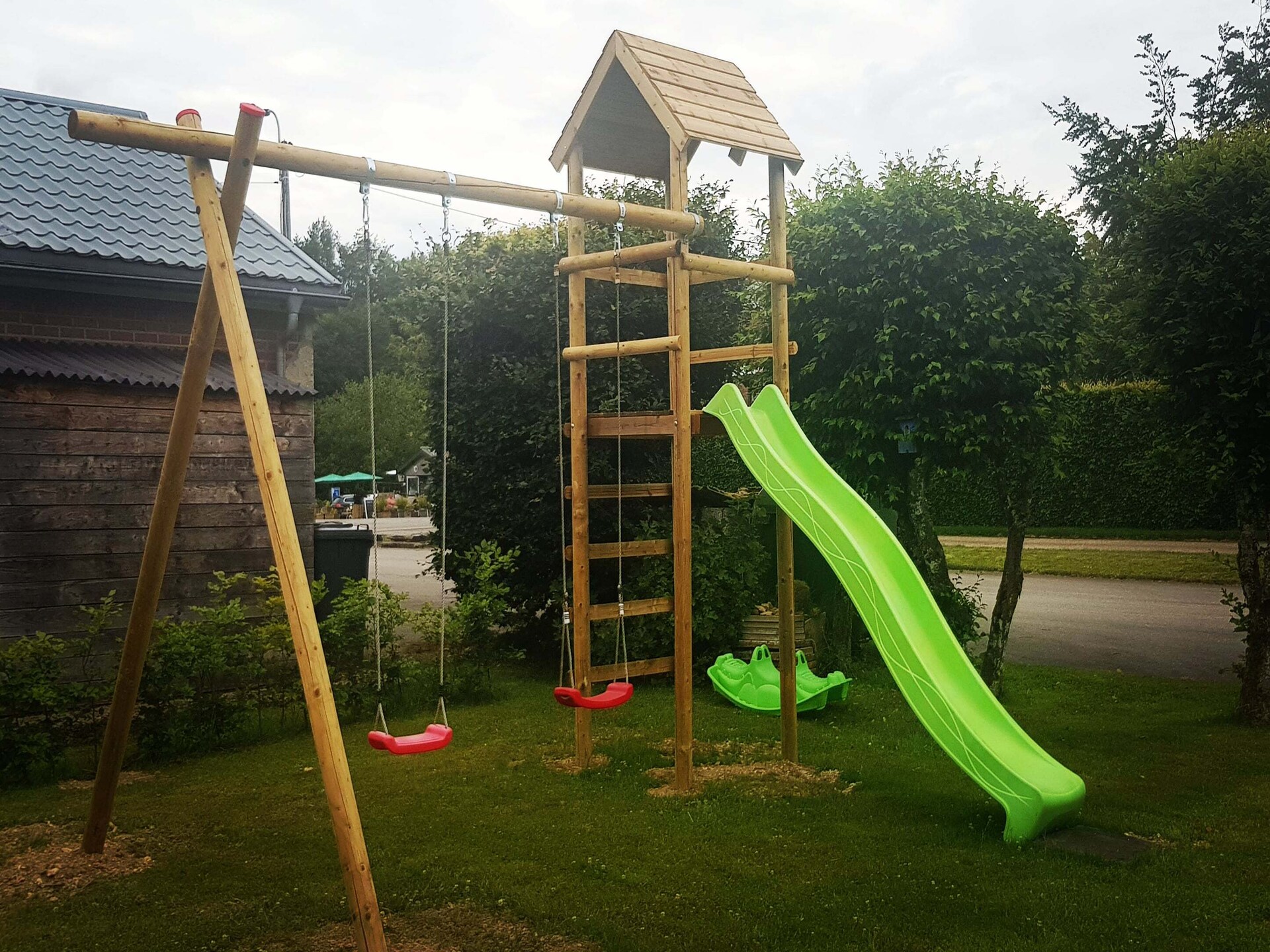 Bosvilla voor 12 personen met jeu de boulesbaan in Sourbrodt, Ardennen - foto 32