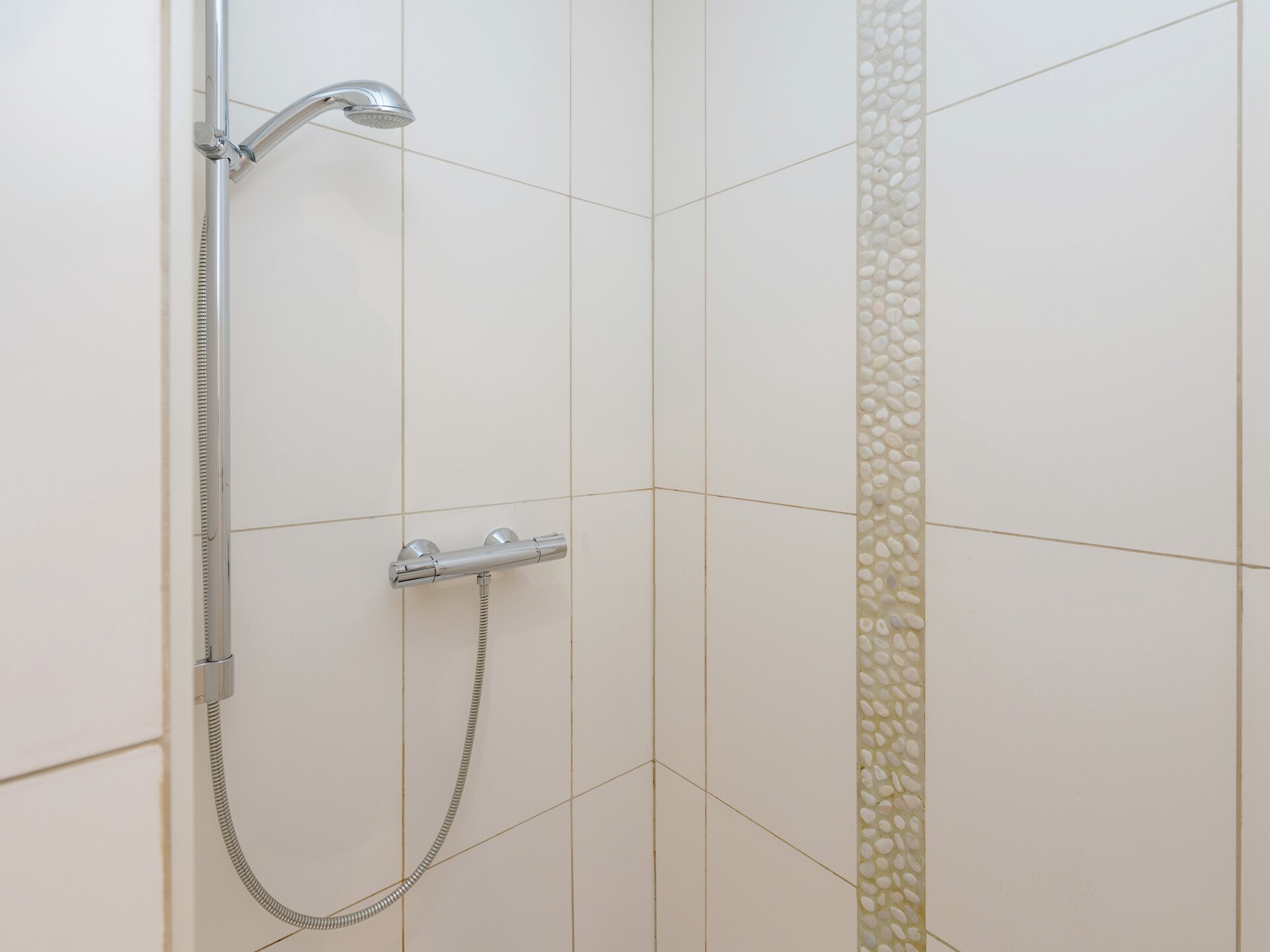 10-persoons vakantiehuis in hartje Bertrix met sauna en visvijver - foto 26
