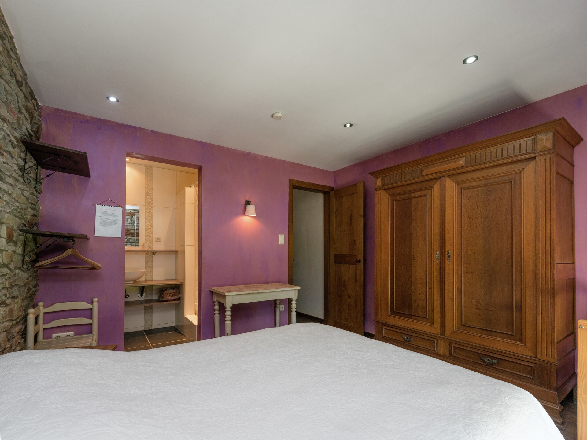 10-persoons vakantiehuis in hartje Bertrix met sauna en visvijver - foto 18