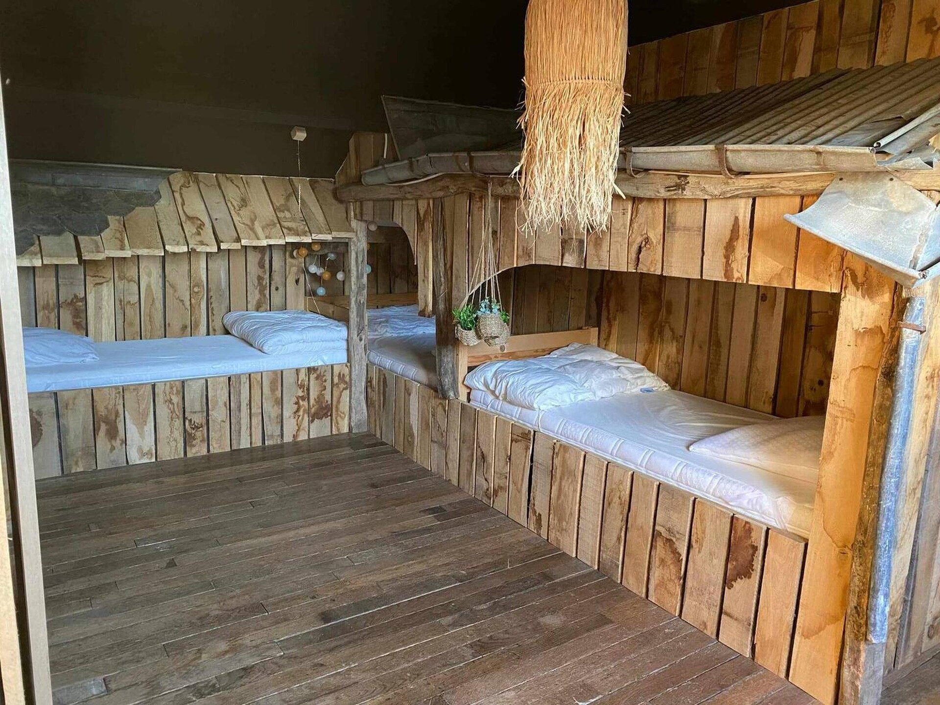 Ruim vakantiehuis voor 14 personen in de bossen van Bellefontaine - foto 7