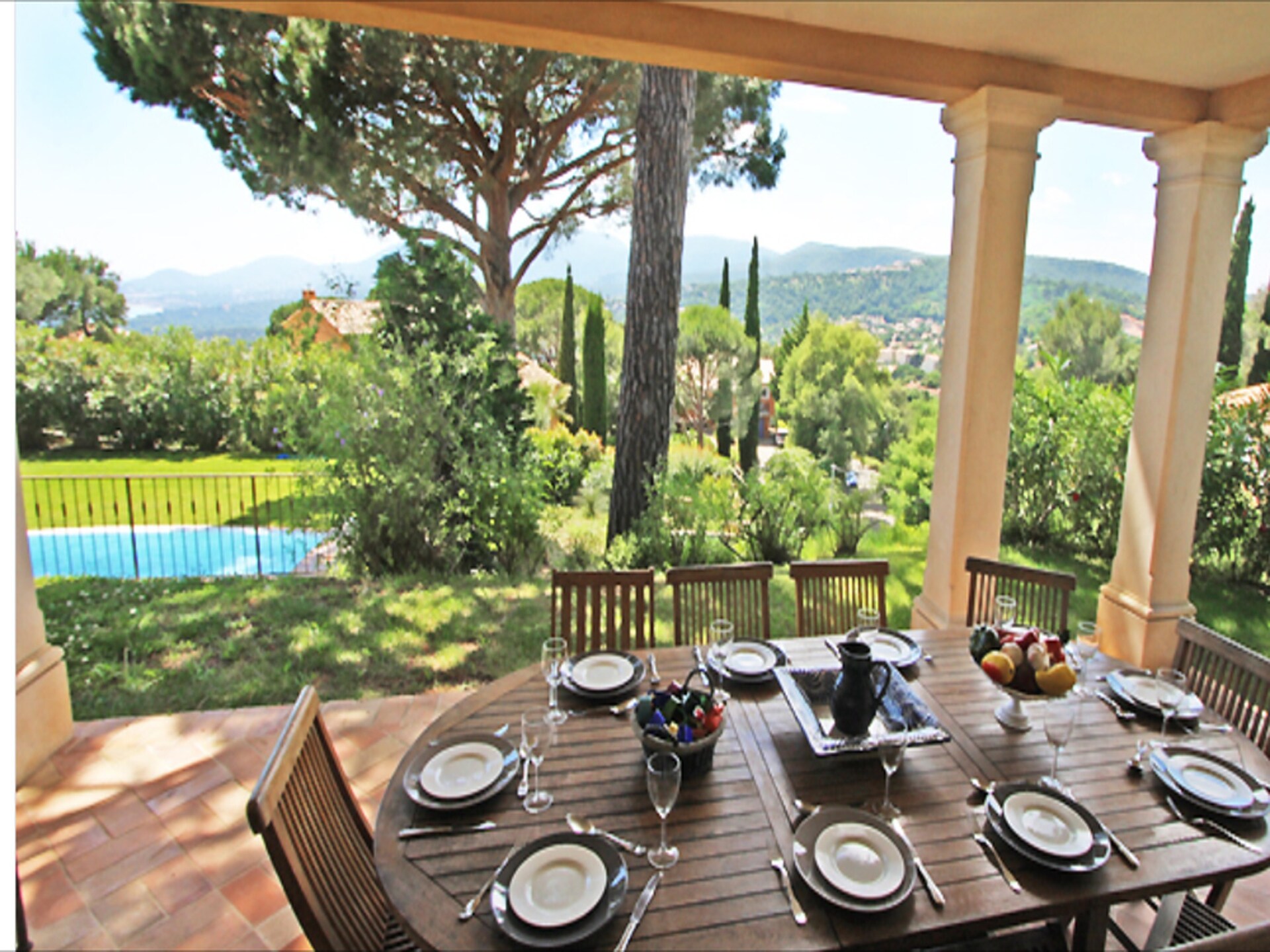 Moderne vakantievilla voor 14 personen met privézwembad nabij Saint-Tropez - foto 18