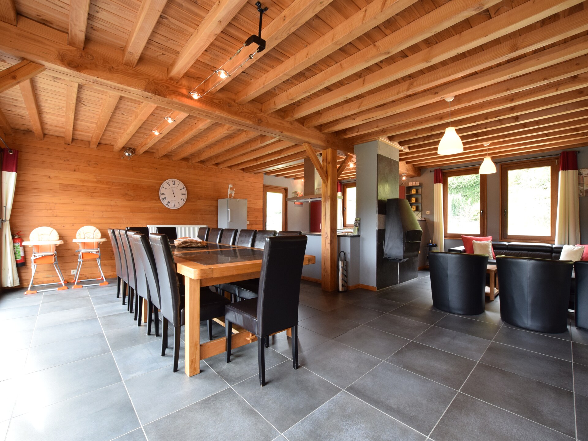 Modern vakantiehuis voor 15 personen met sauna en speelkamer in Rendeux - foto 3