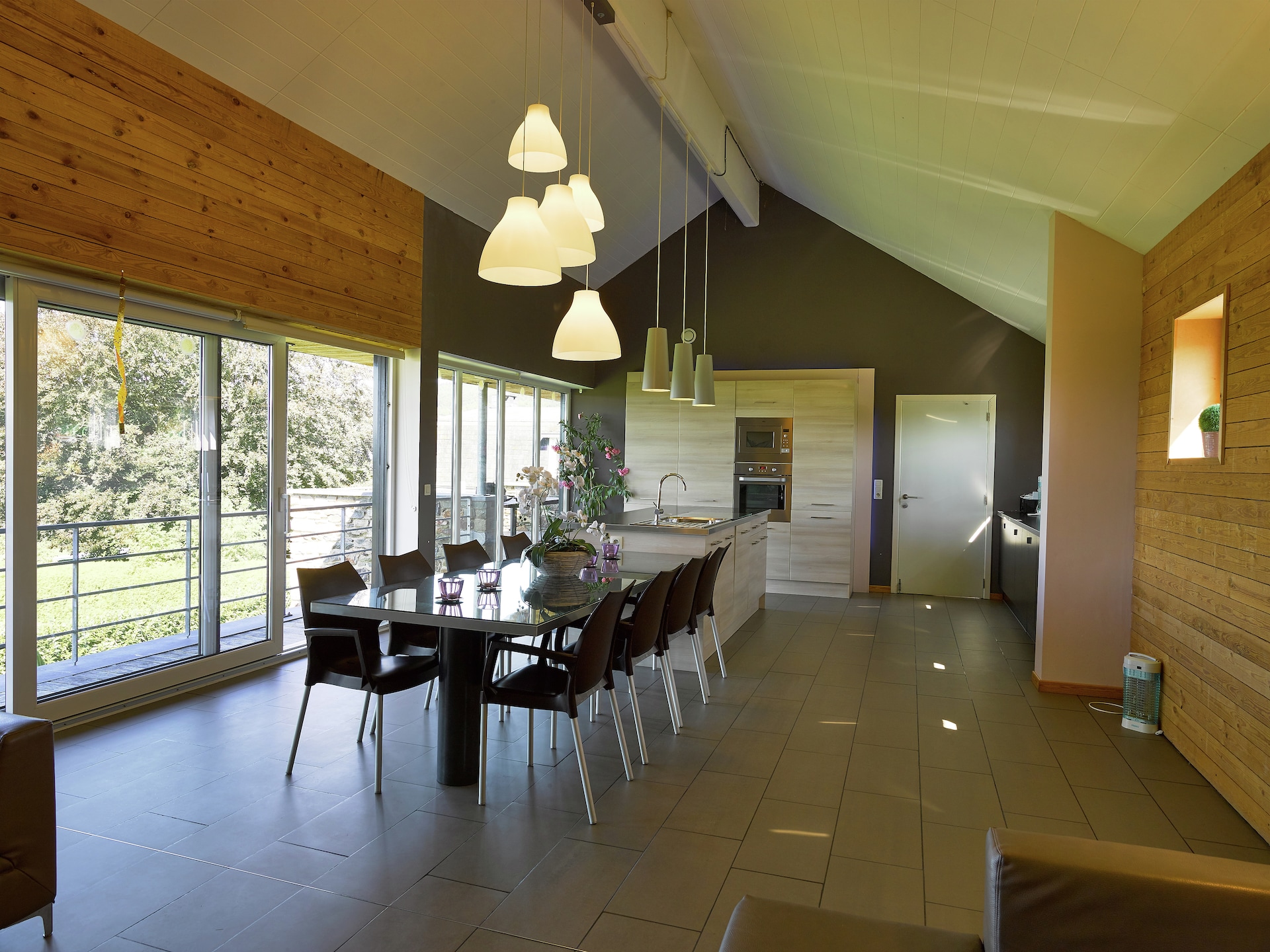 Ruim vakantiehuis Les Prairies in Stoumont met sauna en bubbelbad - foto 4
