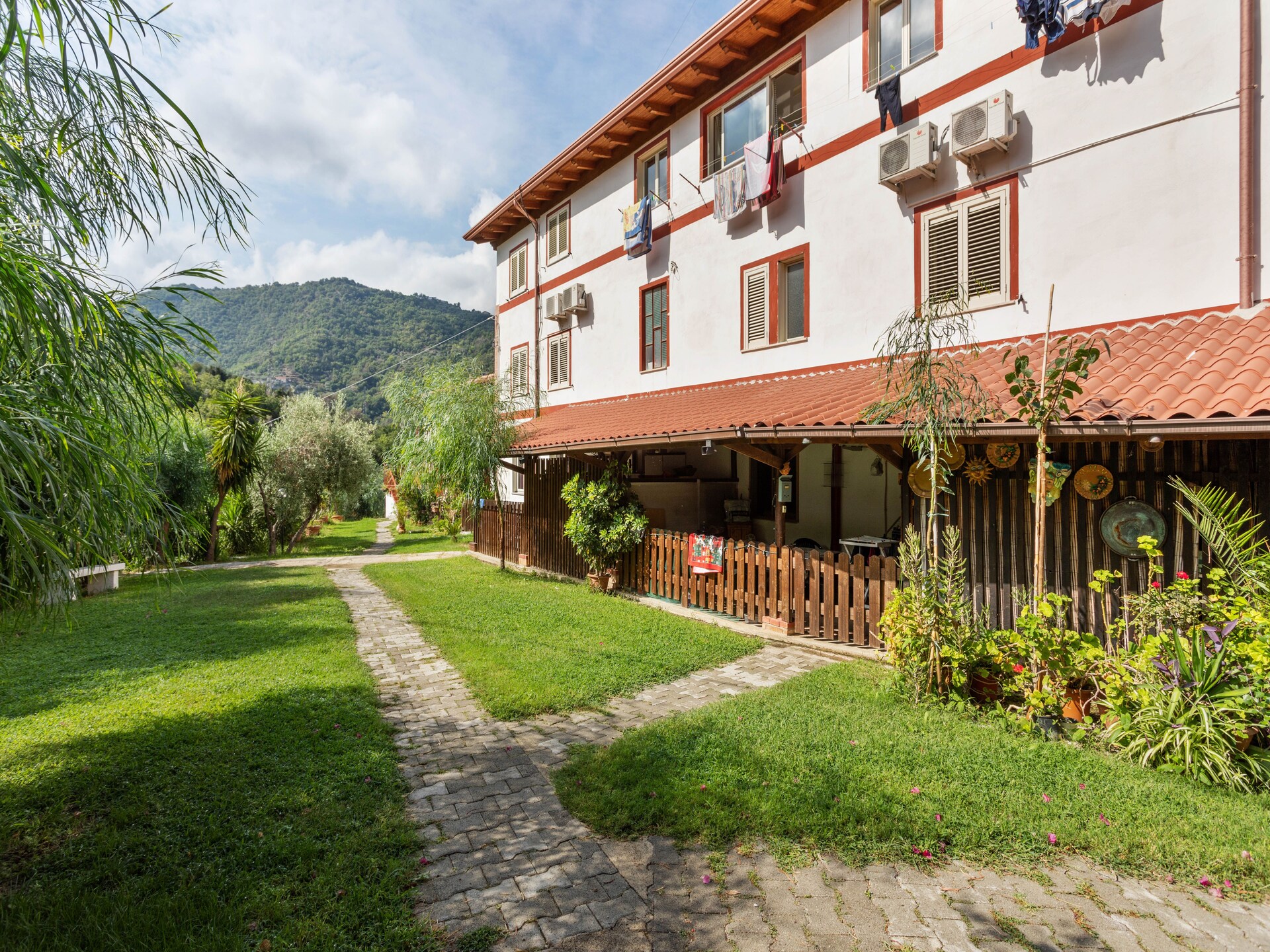 Gezellig vakantiehuis Vento del Mare in Gioiosa Marea - foto 2