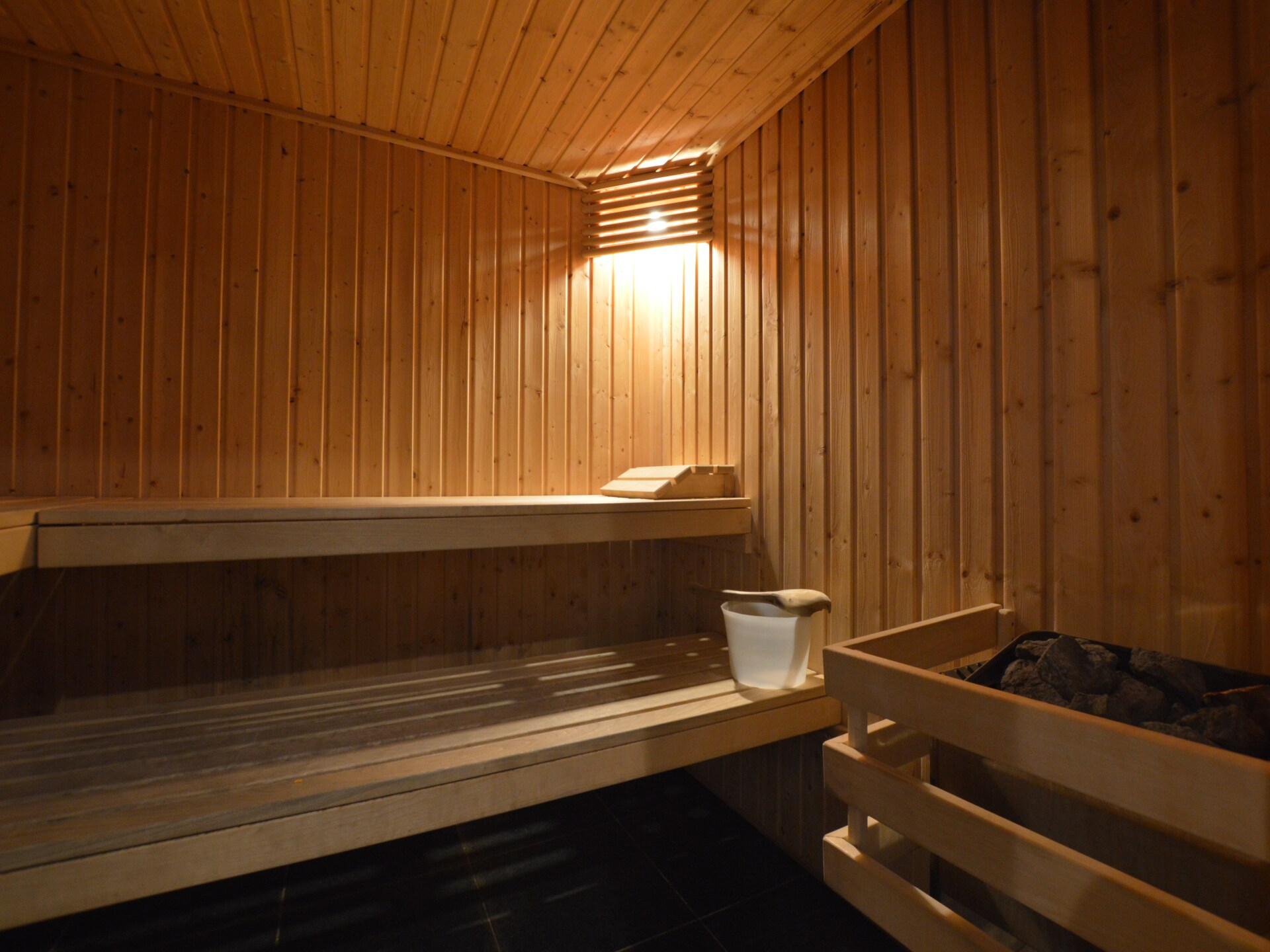 Bosvilla voor 12 personen met sauna, jacuzzi en jeu de boules in Malmédy - foto 5
