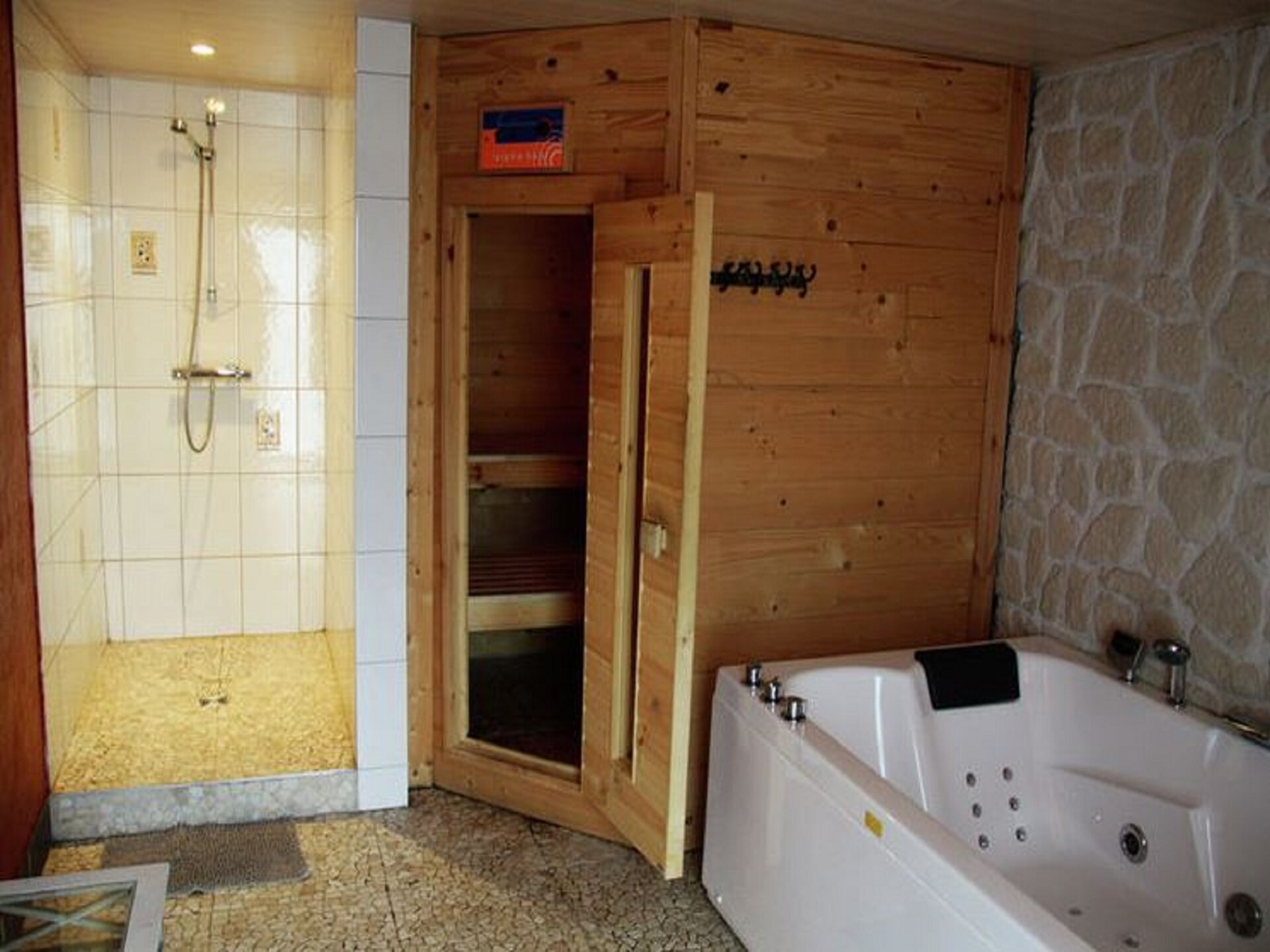 Bosvilla voor 12 personen met sauna, jacuzzi en jeu de boules in Malmédy - foto 28