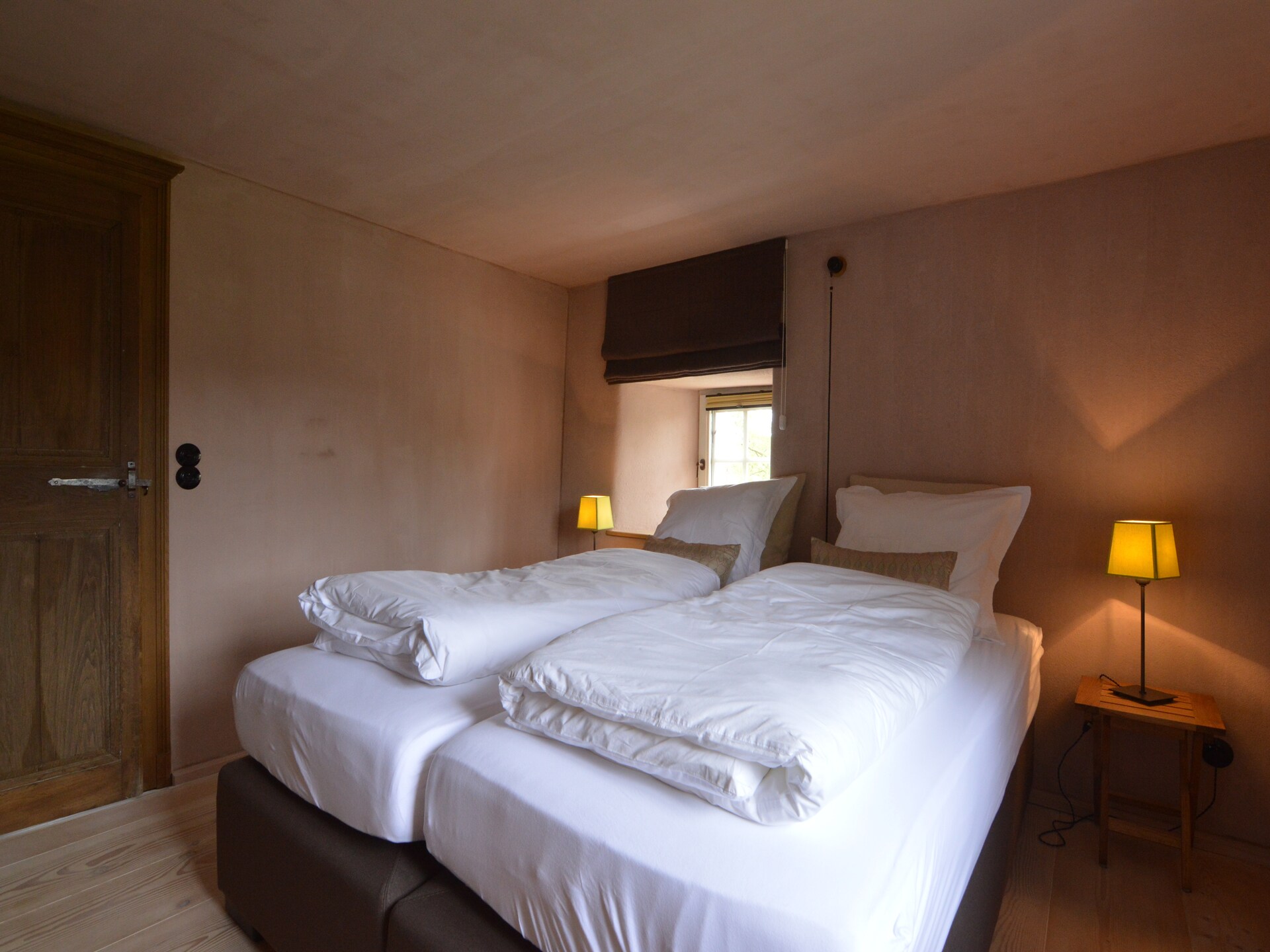 Charmant 5-persoons vakantiehuis met sauna in Bullingen - foto 4