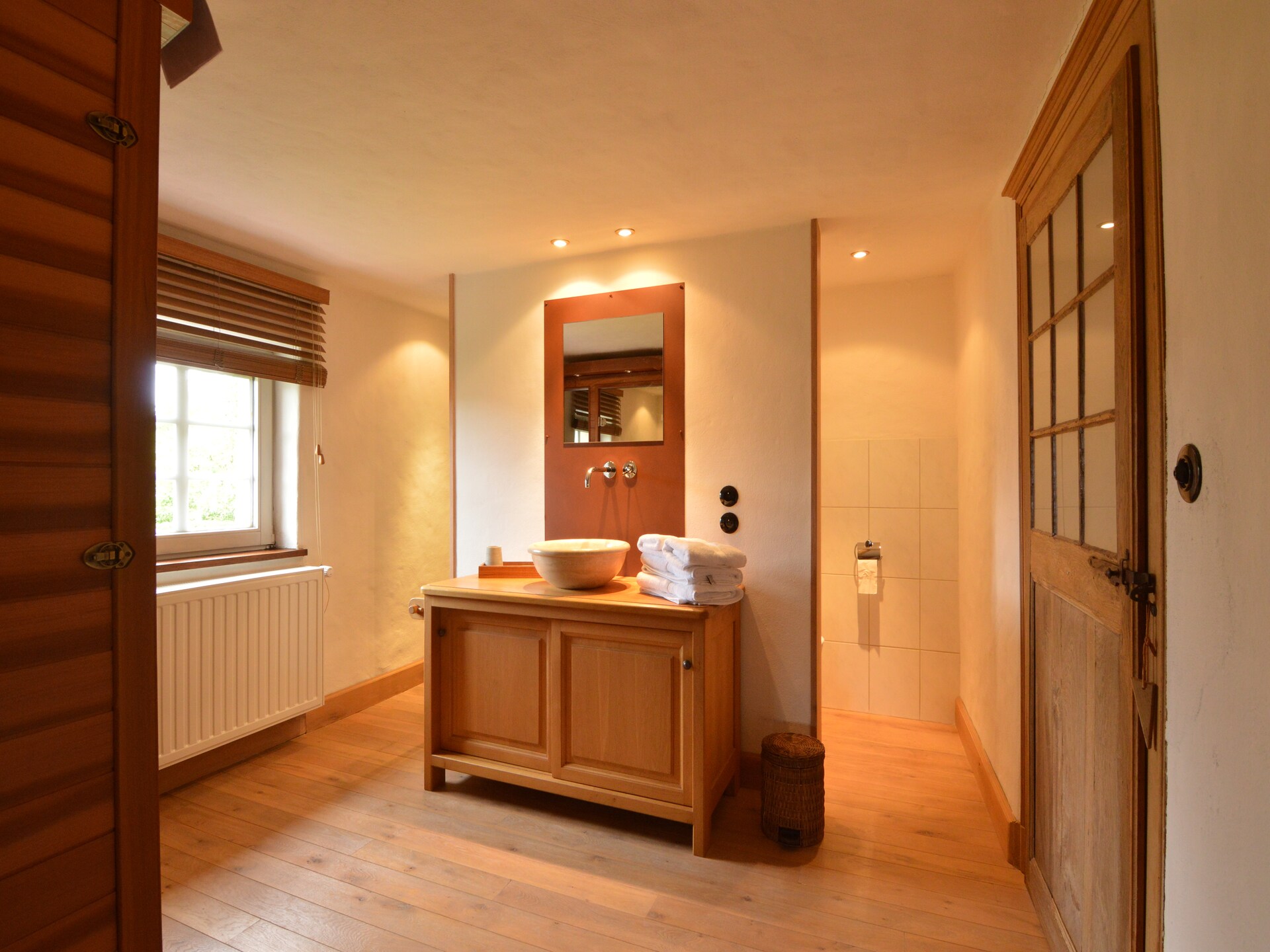 Charmant 5-persoons vakantiehuis met sauna in Bullingen - foto 21