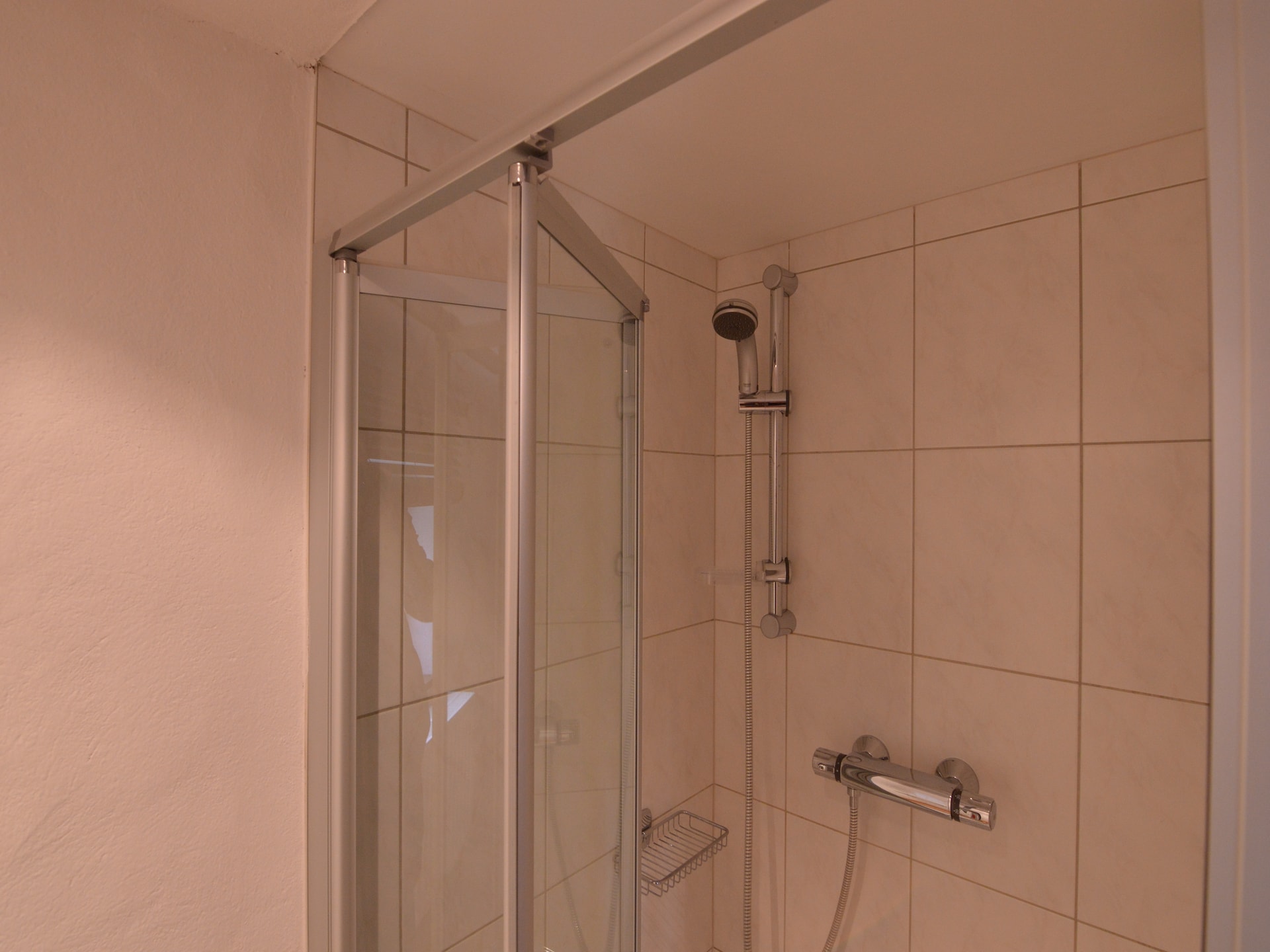 Charmant 5-persoons vakantiehuis met sauna in Bullingen - foto 23