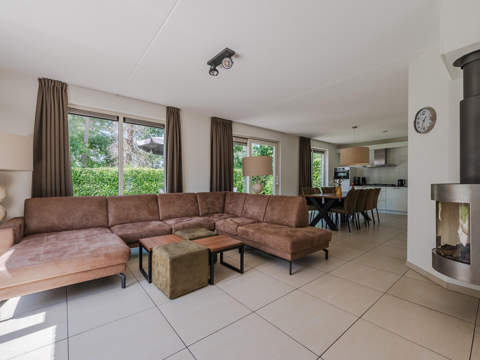 8-persoons villa met privézwembad in Arcen - foto 2