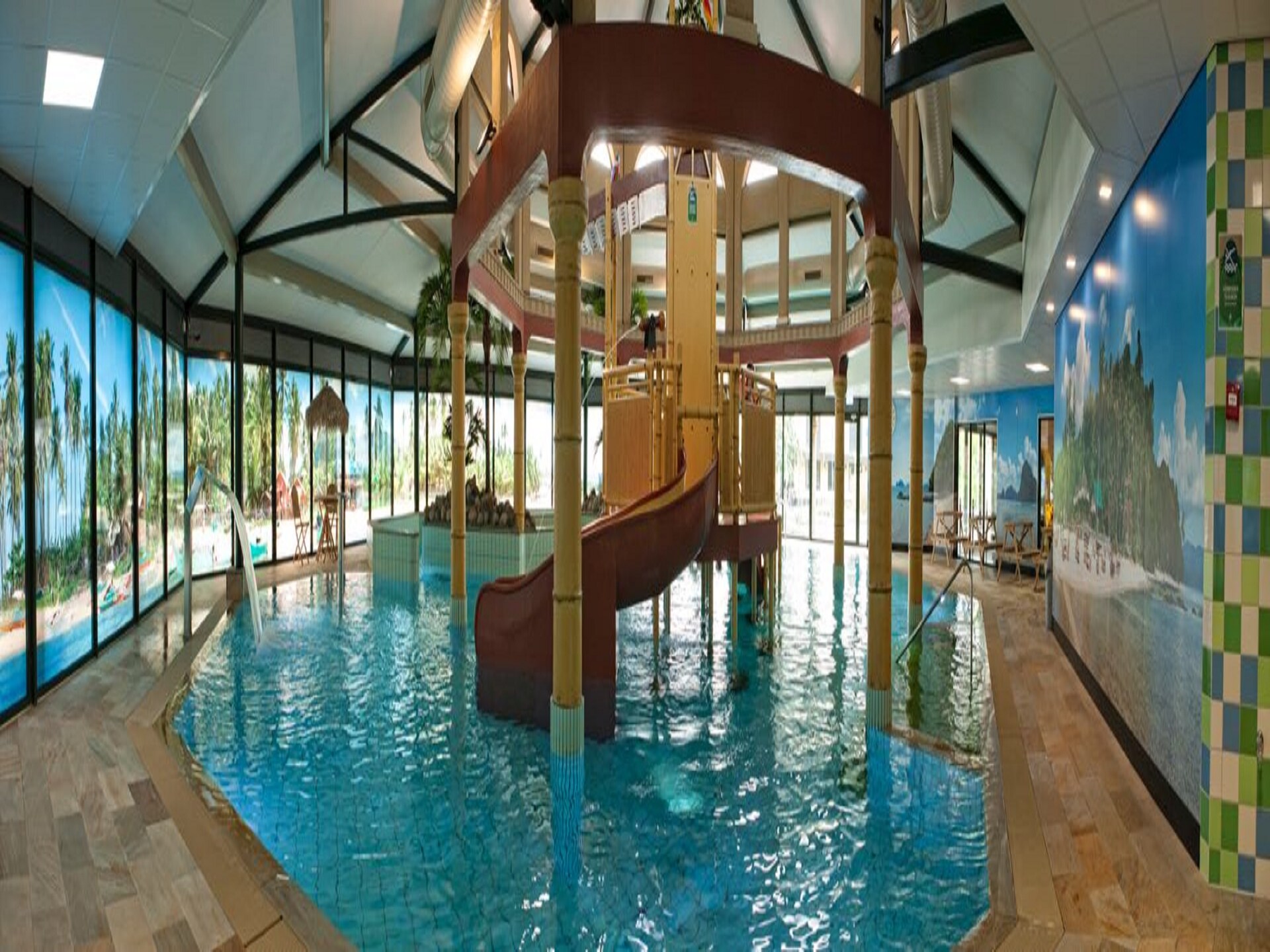 Vrijstaande wellnessvilla met jacuzzi en sauna in Arcen - foto 9