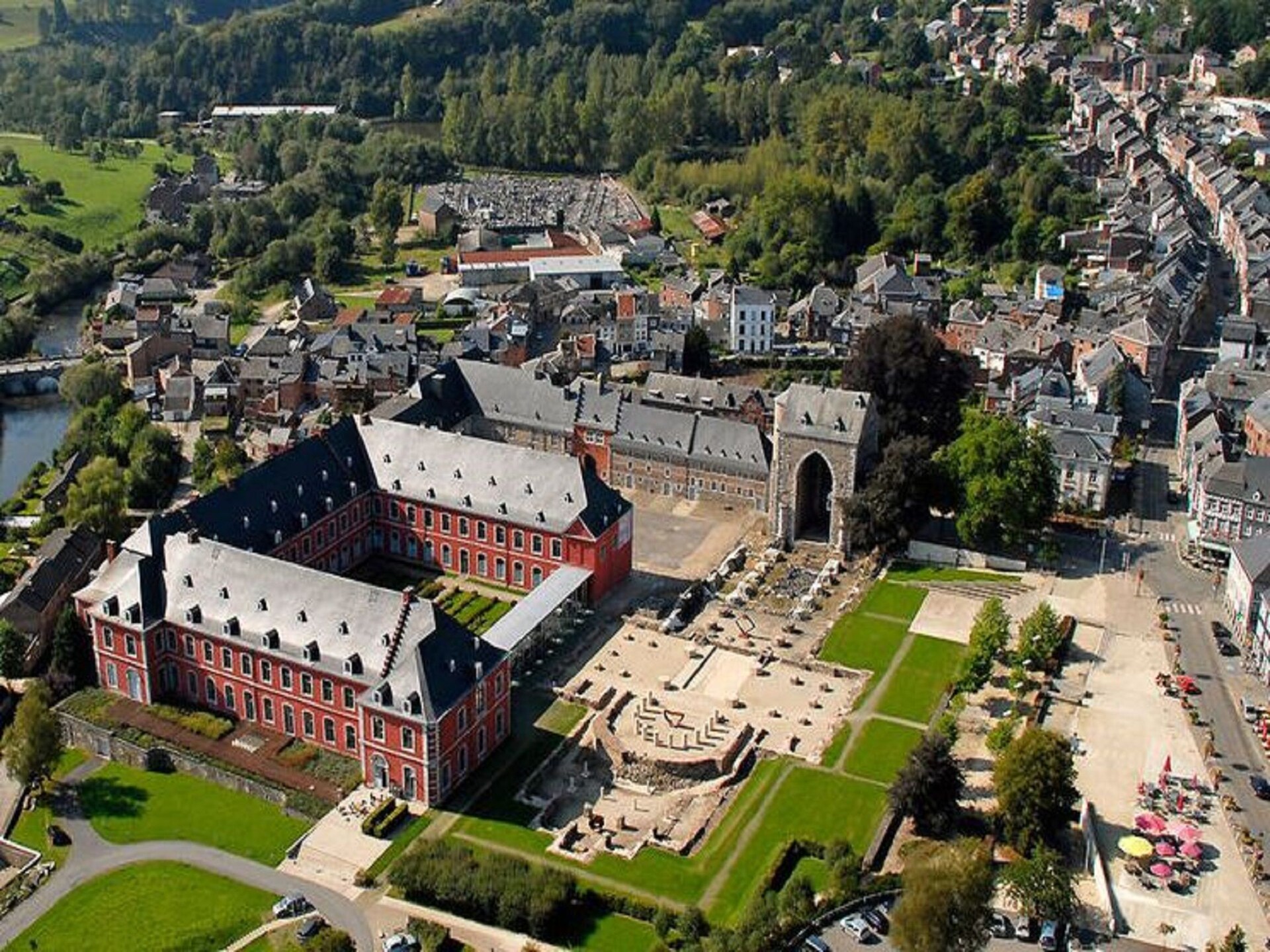 Luxe vakantiehuis voor 14 personen met wellness in de bossen van Manhay - foto 33