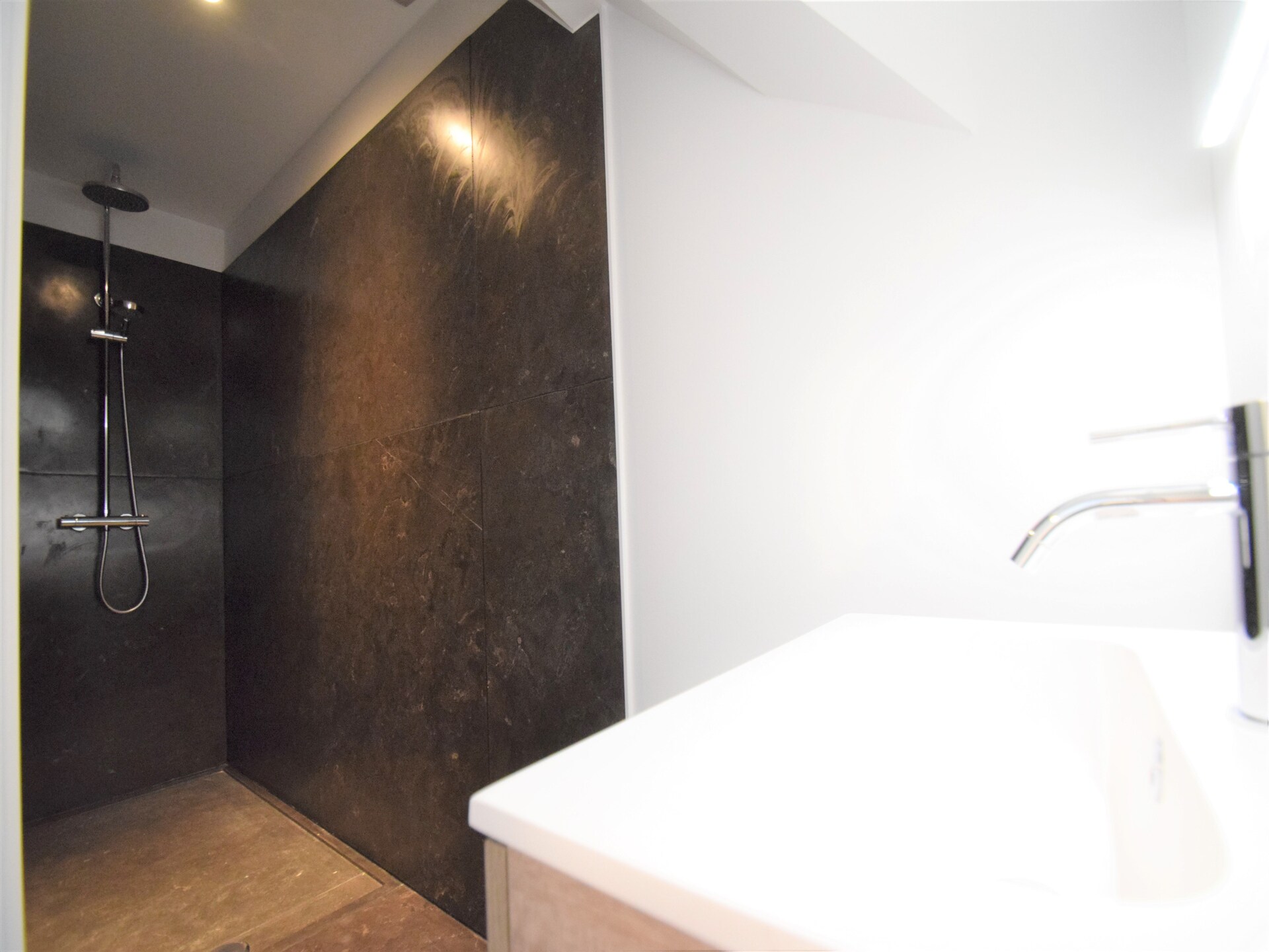 Landhuis in de bossen bij Spa voor 30 personen met sauna en jacuzzi - foto 26