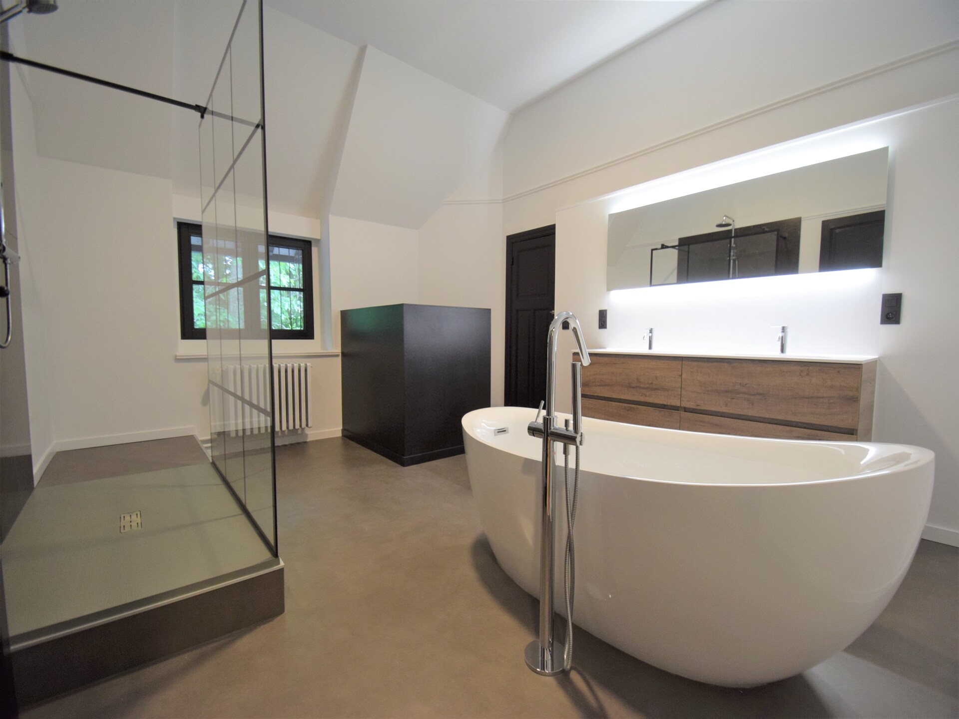 Landhuis in de bossen bij Spa voor 30 personen met sauna en jacuzzi - foto 28