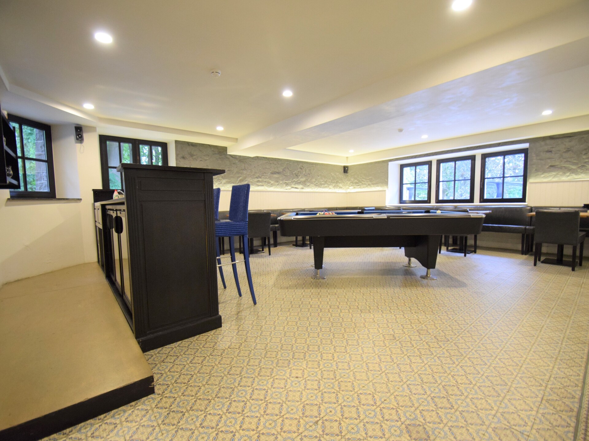 Landhuis in de bossen bij Spa voor 30 personen met sauna en jacuzzi - foto 9