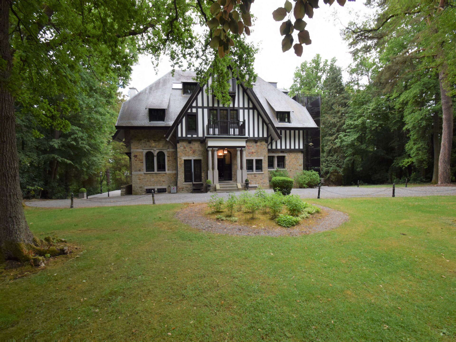 Landhuis in de bossen bij Spa voor 30 personen met sauna en jacuzzi - foto 20