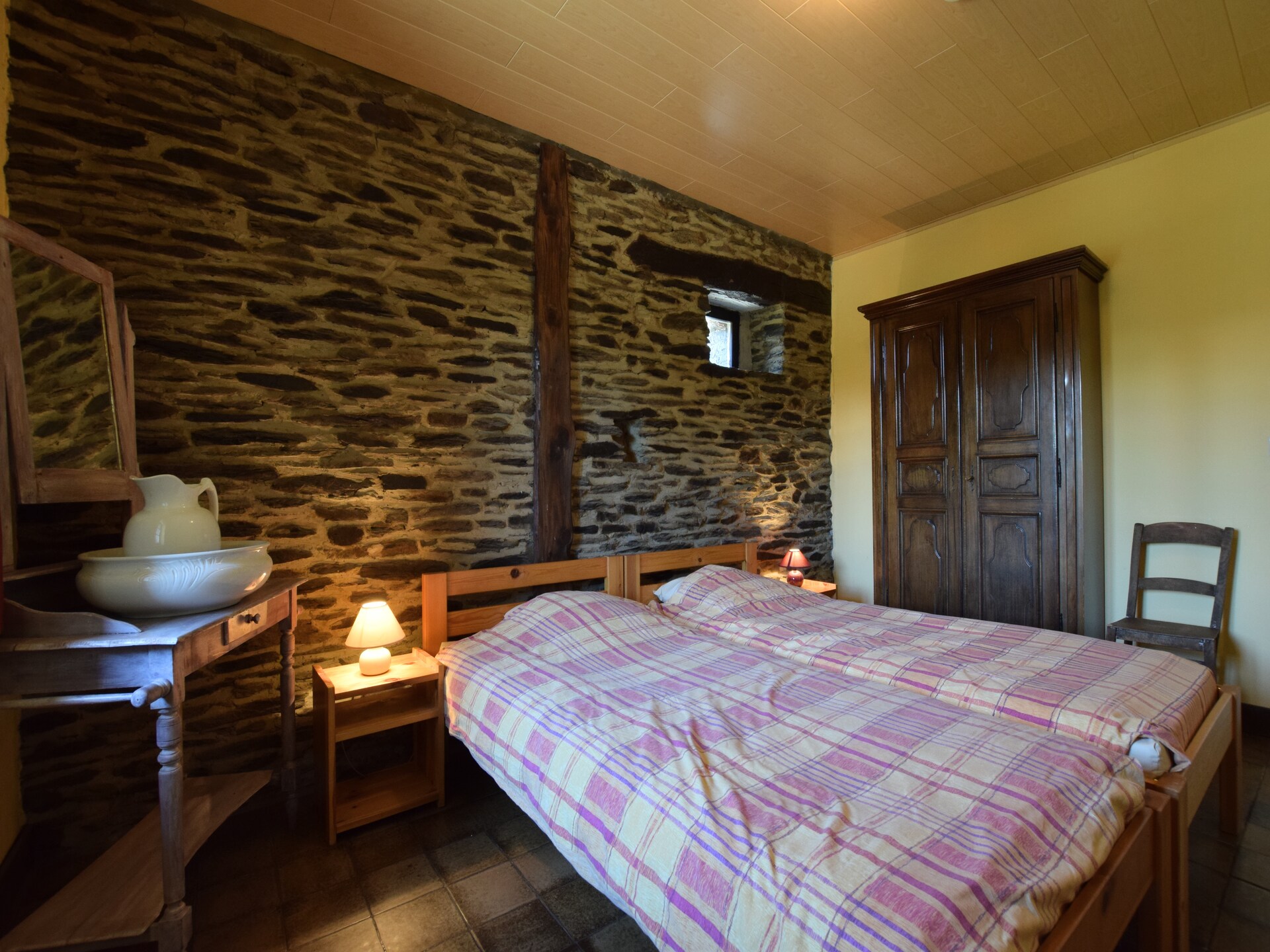 16-persoons boerderij met sauna in hartje Gouvy - foto 13