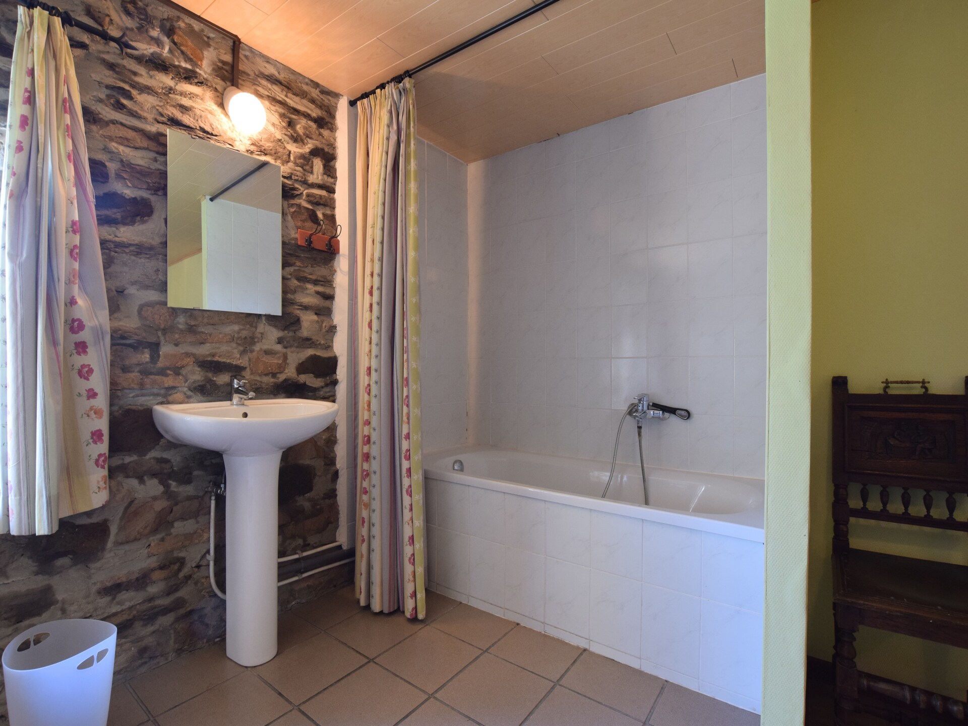 16-persoons boerderij met sauna in hartje Gouvy - foto 25