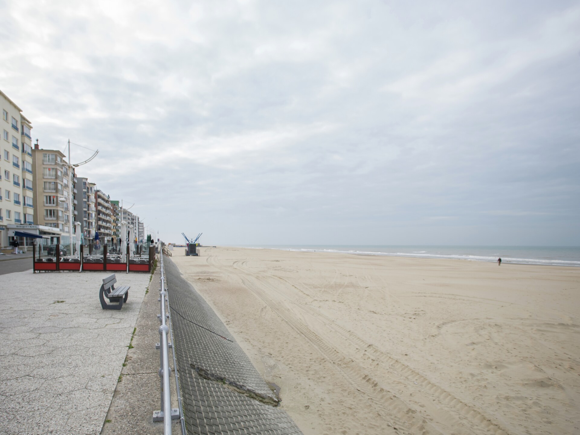 Ruim vakantiehuis voor 16 personen in Koksijde, 200 meter van zee en centrum - foto 37