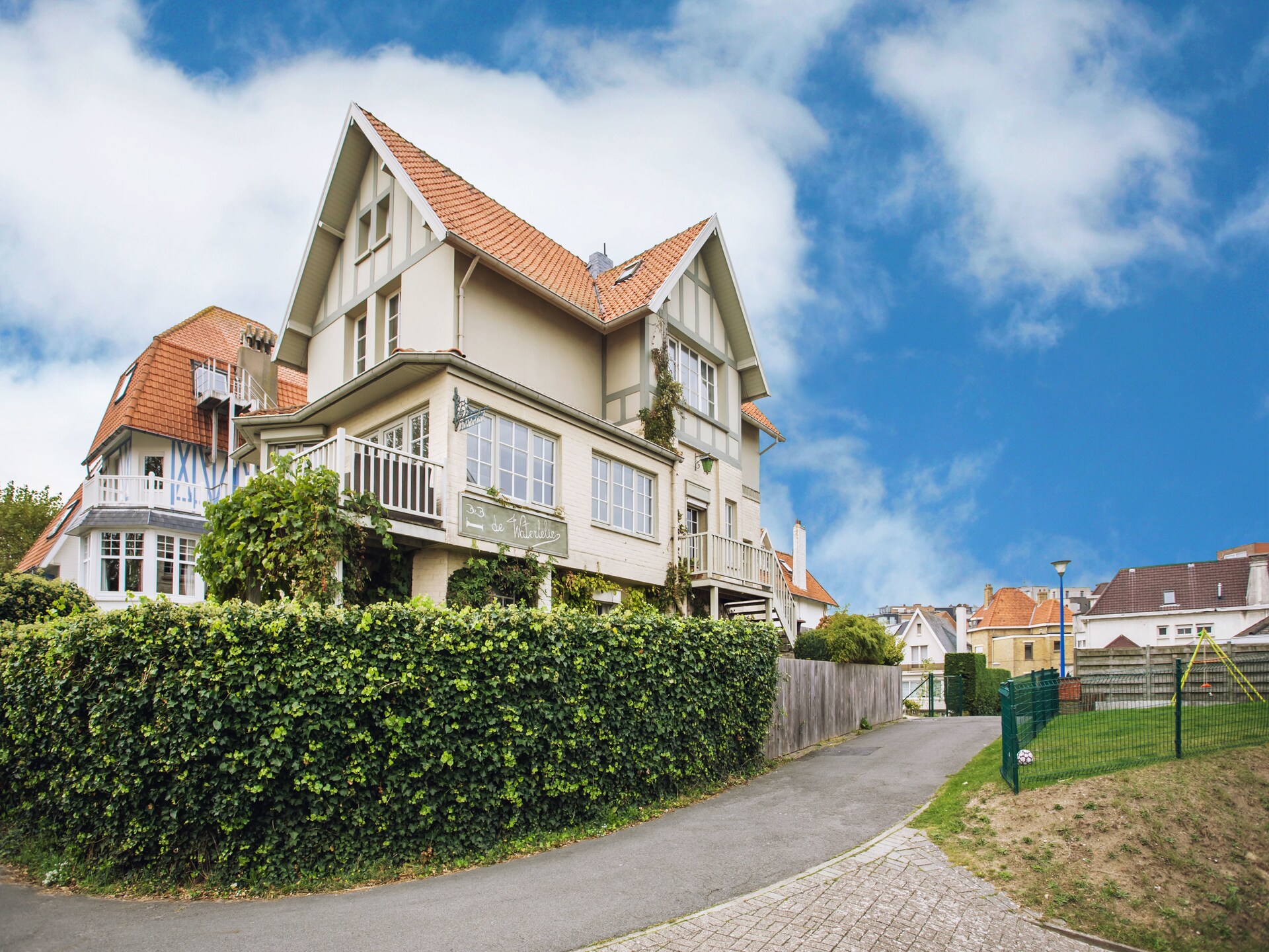 Ruim vakantiehuis voor 16 personen in Koksijde, 200 meter van zee en centrum - foto 1