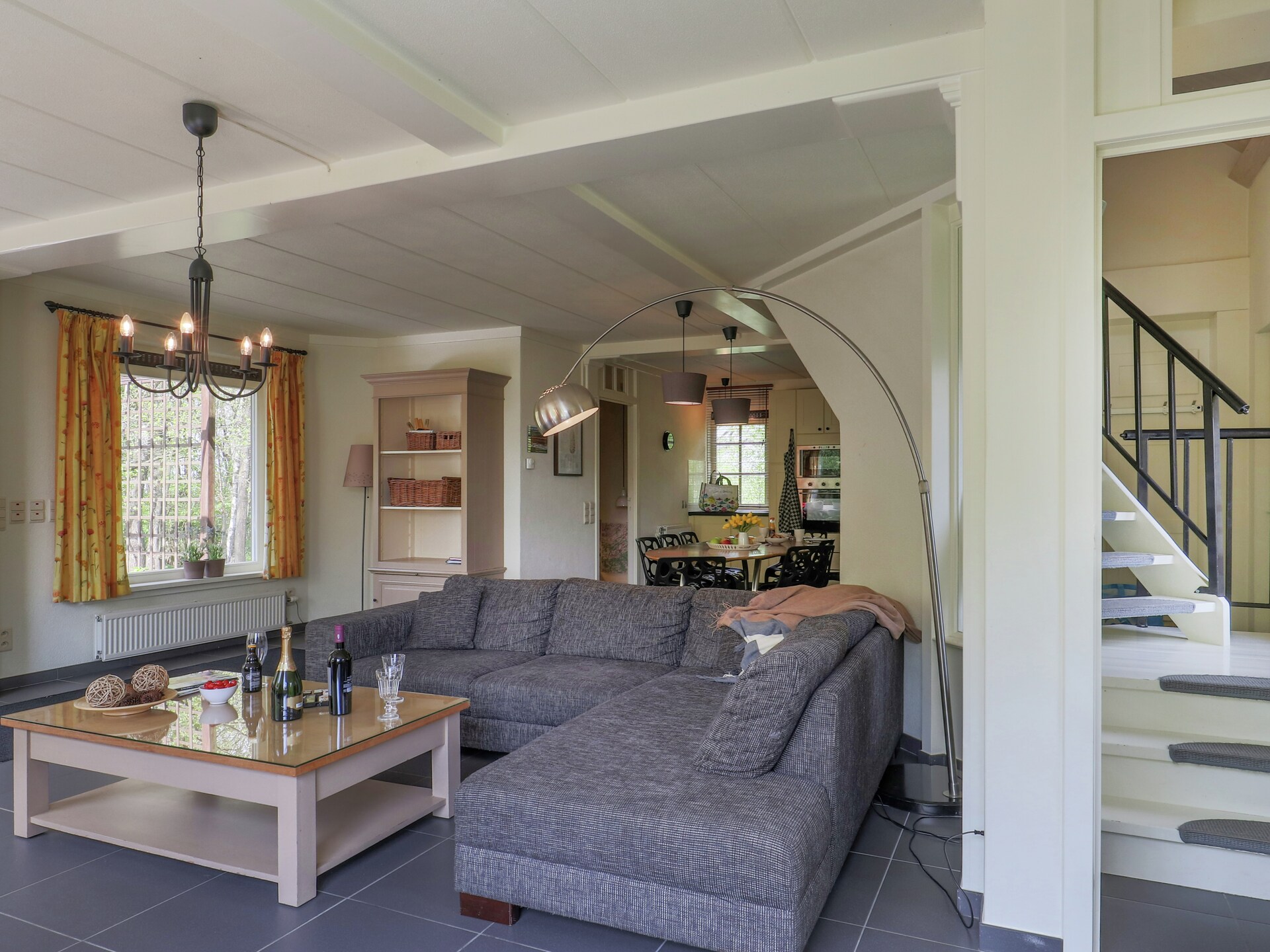 8-persoons villa met balkon en omheinde tuin in Rendeux-Beffe - foto 7