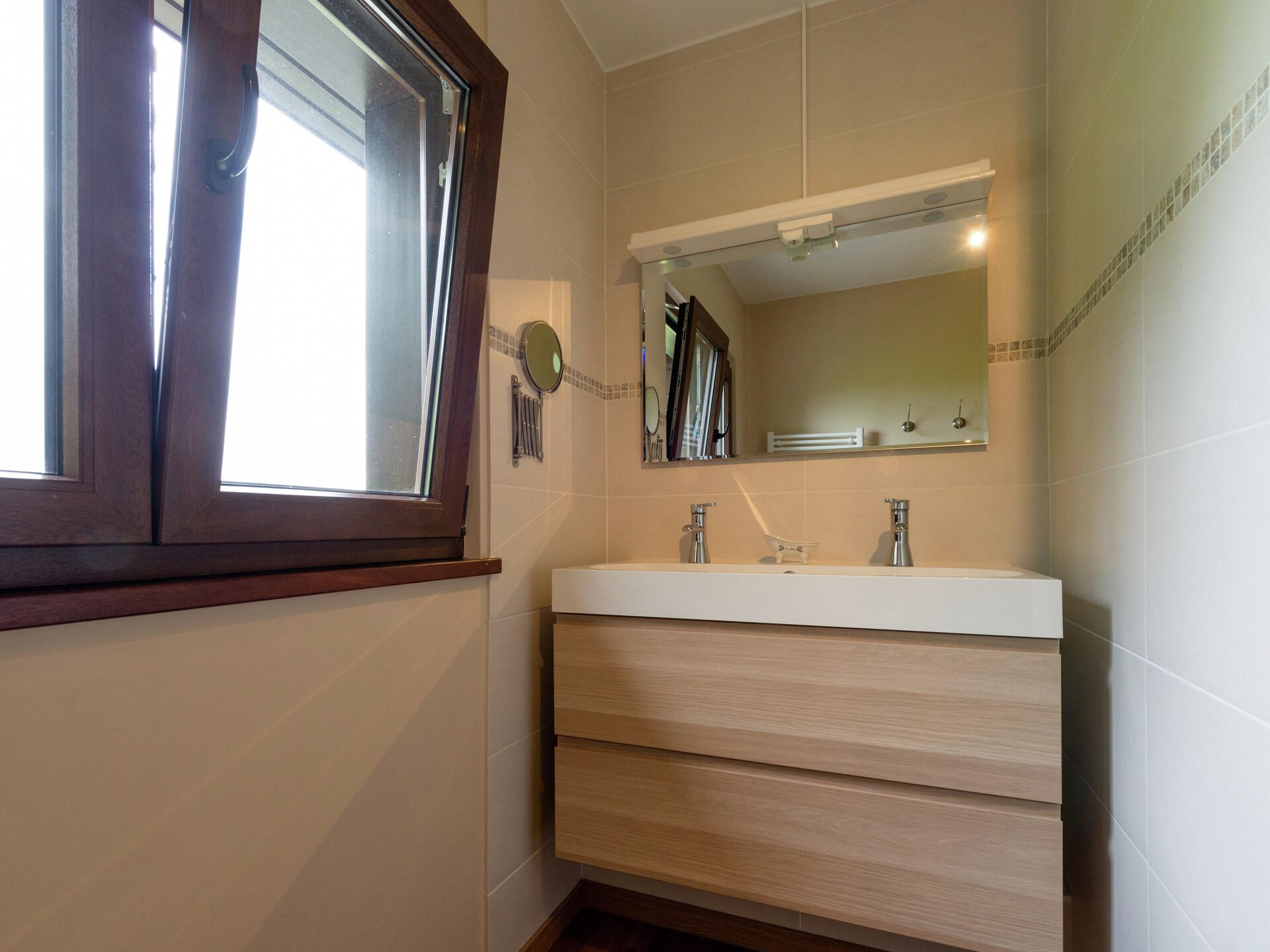 Villa Le Beau Jardin: 5-slaapkamer villa met sauna en tennis in Tenneville - foto 16