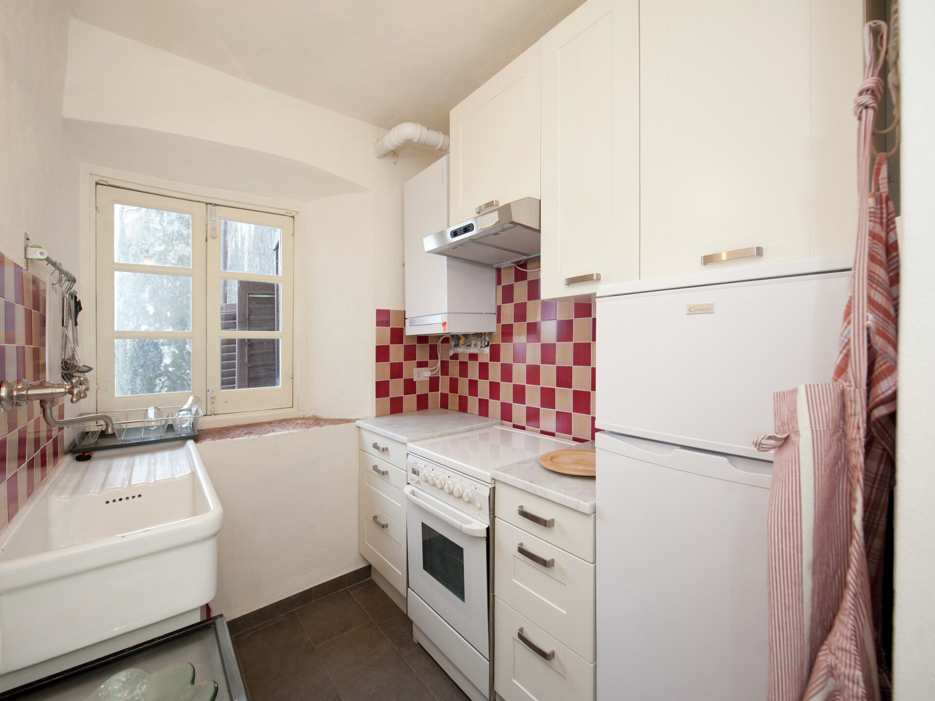 Sfeervol kasteelappartement voor 4 aan de golfbaan in Rocca Grimalda - foto 4