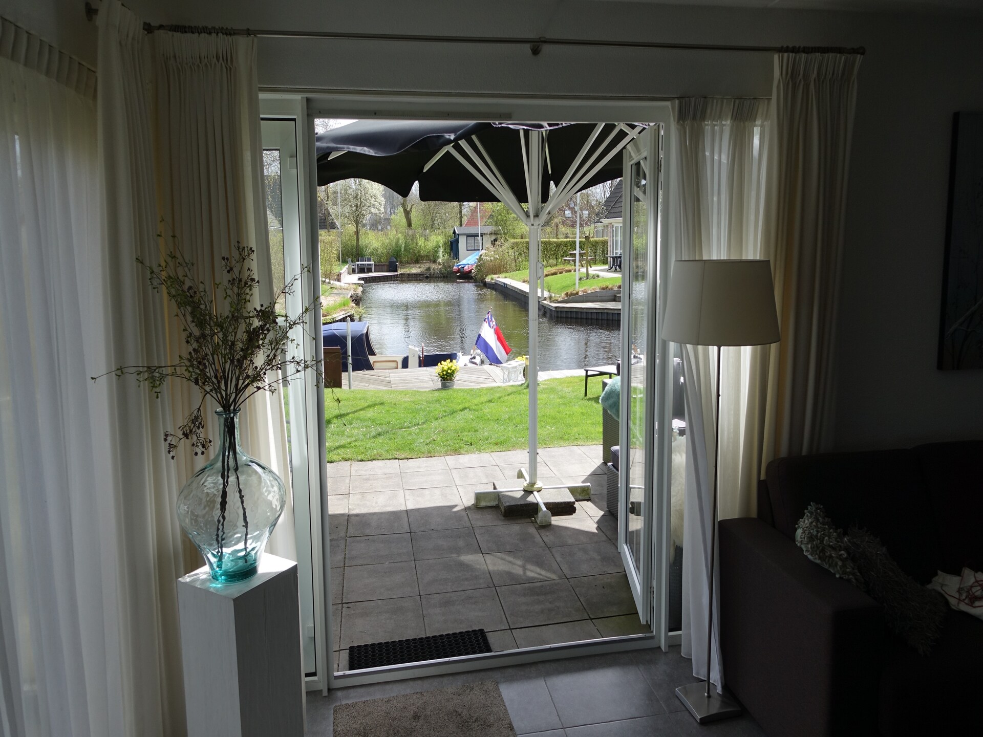 Wellness vakantiehuis aan het water in hartje Fries Merengebied - foto 22