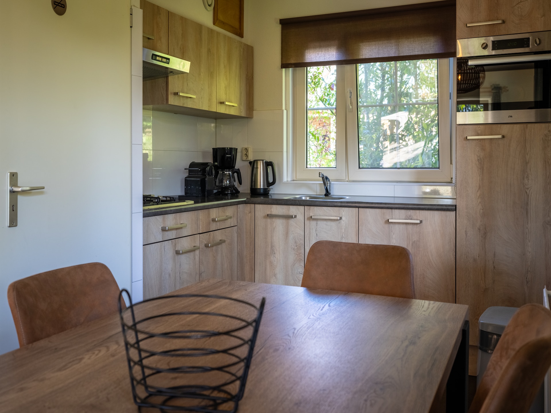 Vrijstaande rietgedekte villa met tuin in hartje Weerribben - foto 43