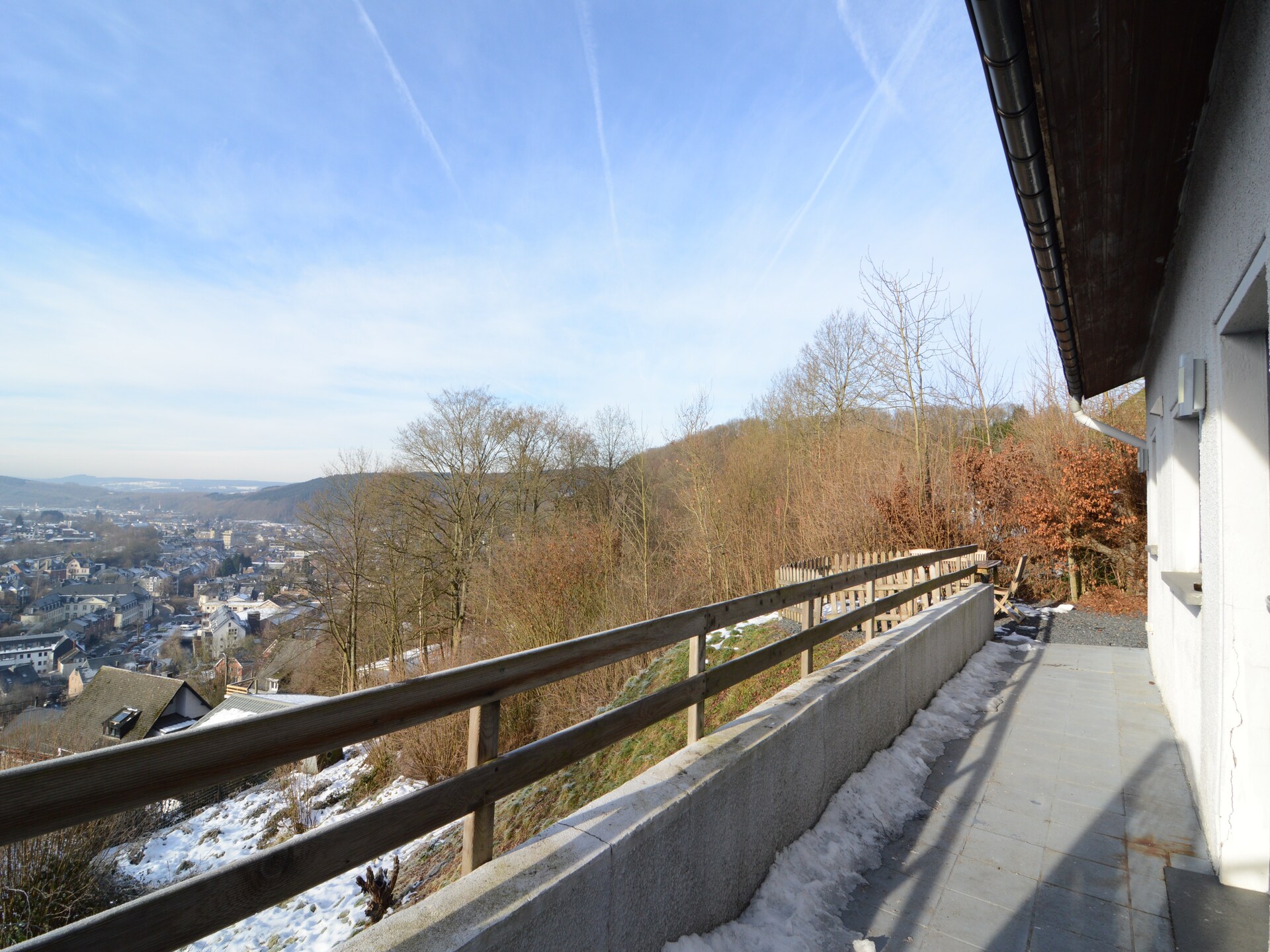 In het centrum van Malmedy: 6-persoons vakantiehuis met sauna en bubbelbad - foto 19