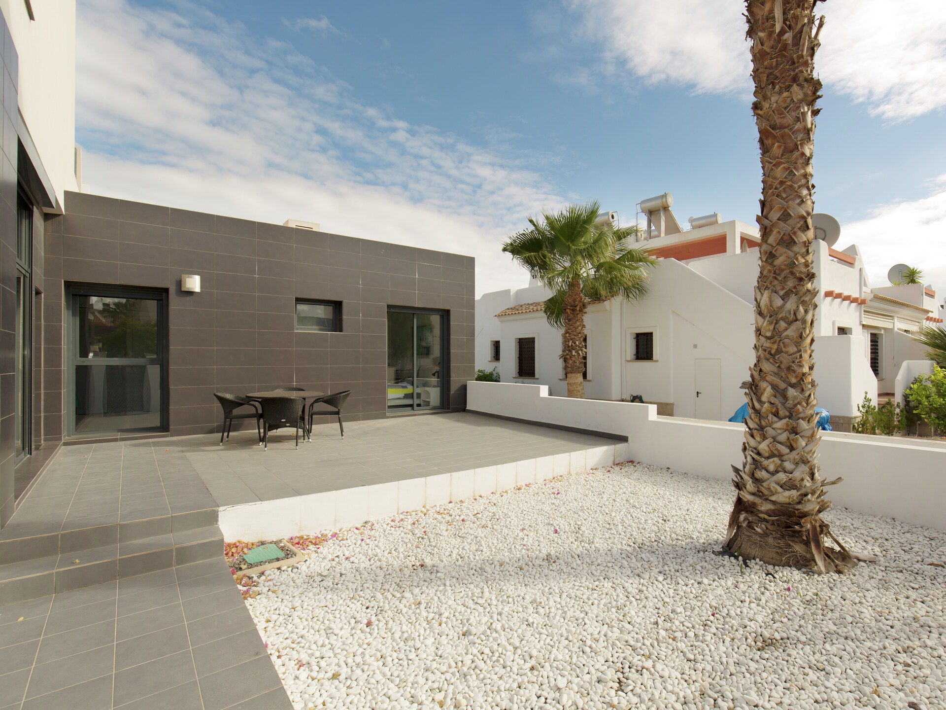 Zonovergoten vakantiehuis met zwembad nabij stranden Orihuela Costa - foto 21