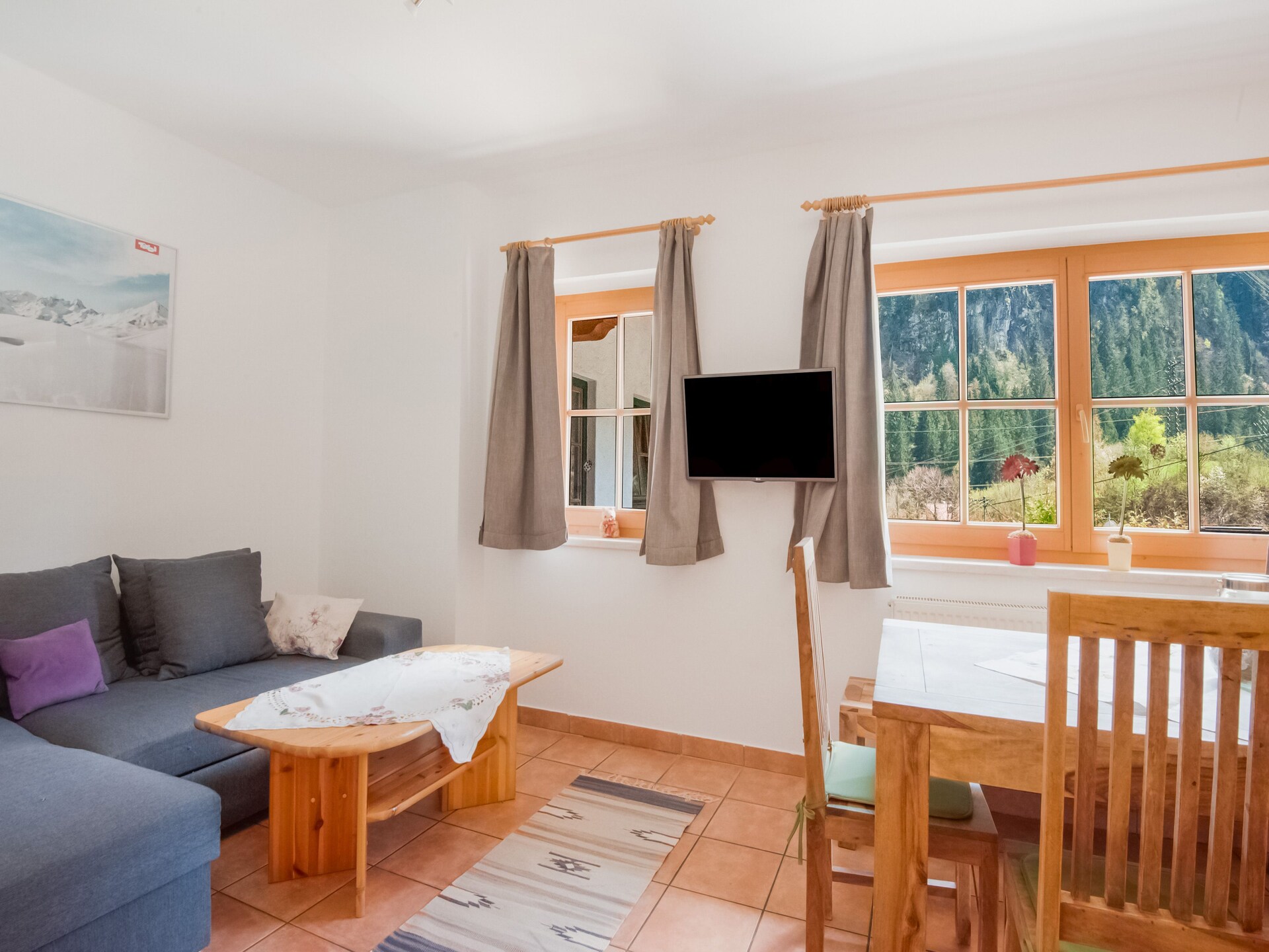 Op 1,0 km van het centrum: Sneeuwzeker appartement in Mayrhofen - foto 3
